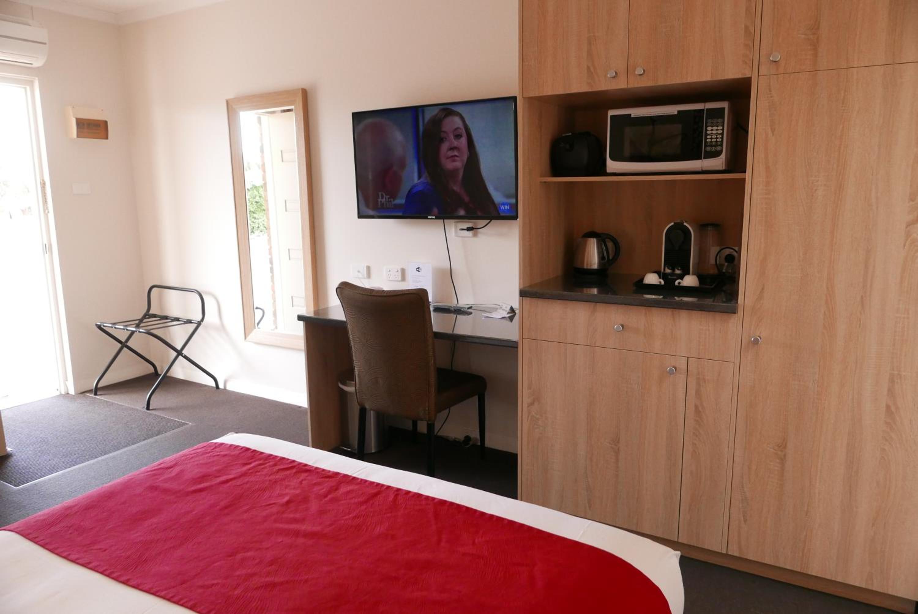 Deluxe Queen Room photo 3