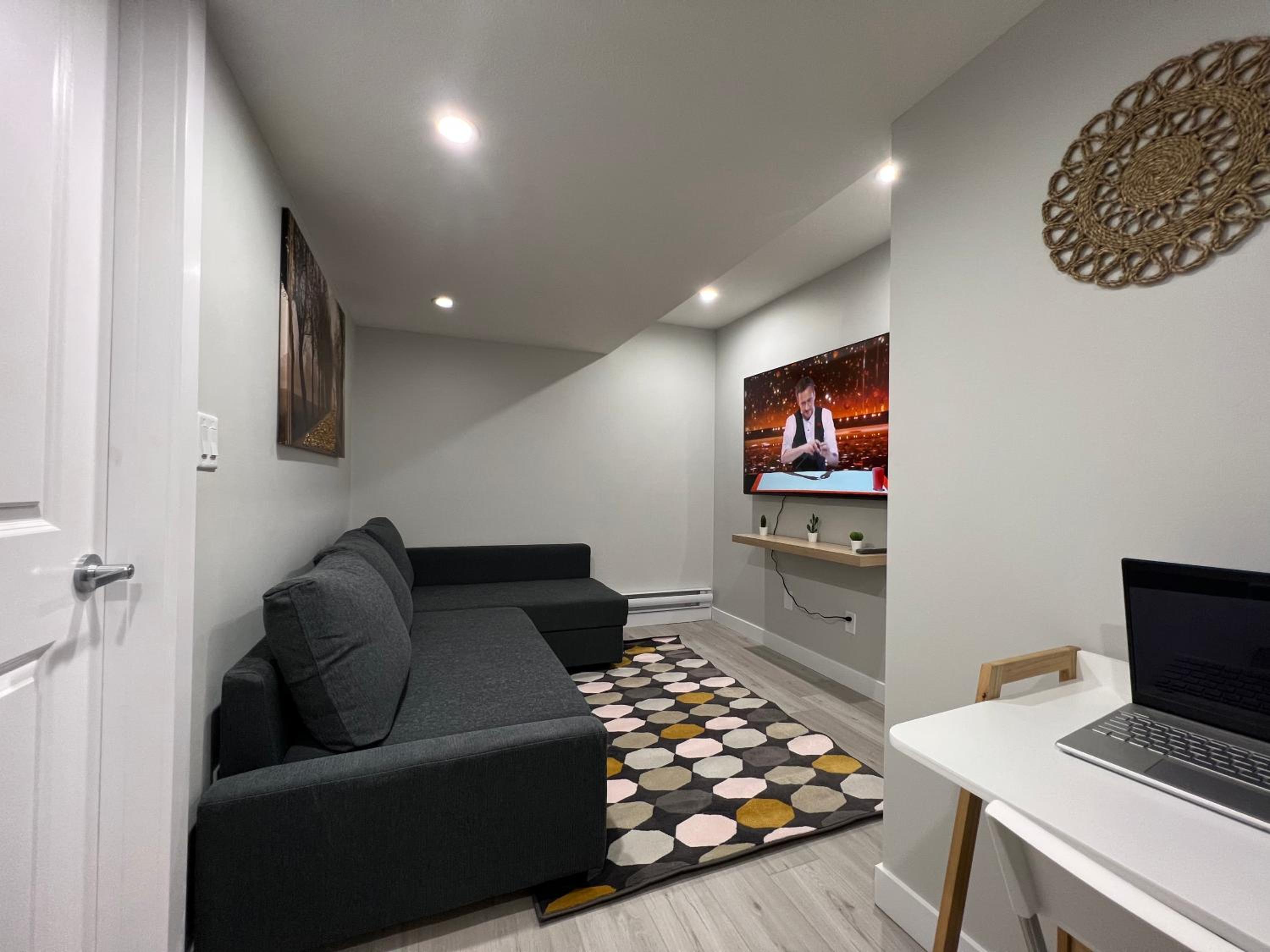 One-Bedroom Suite