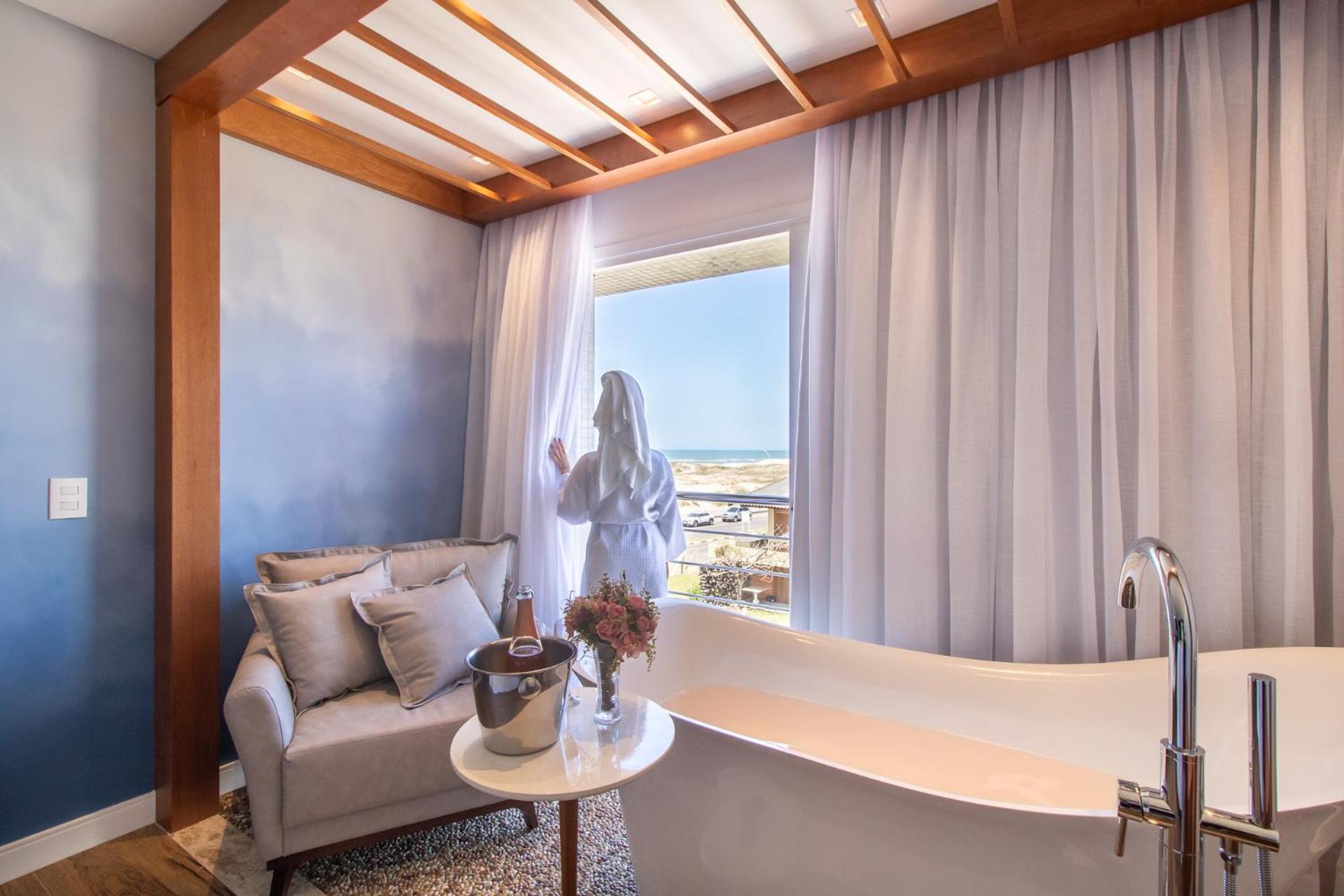 Superior Suite with Sea View photo 2