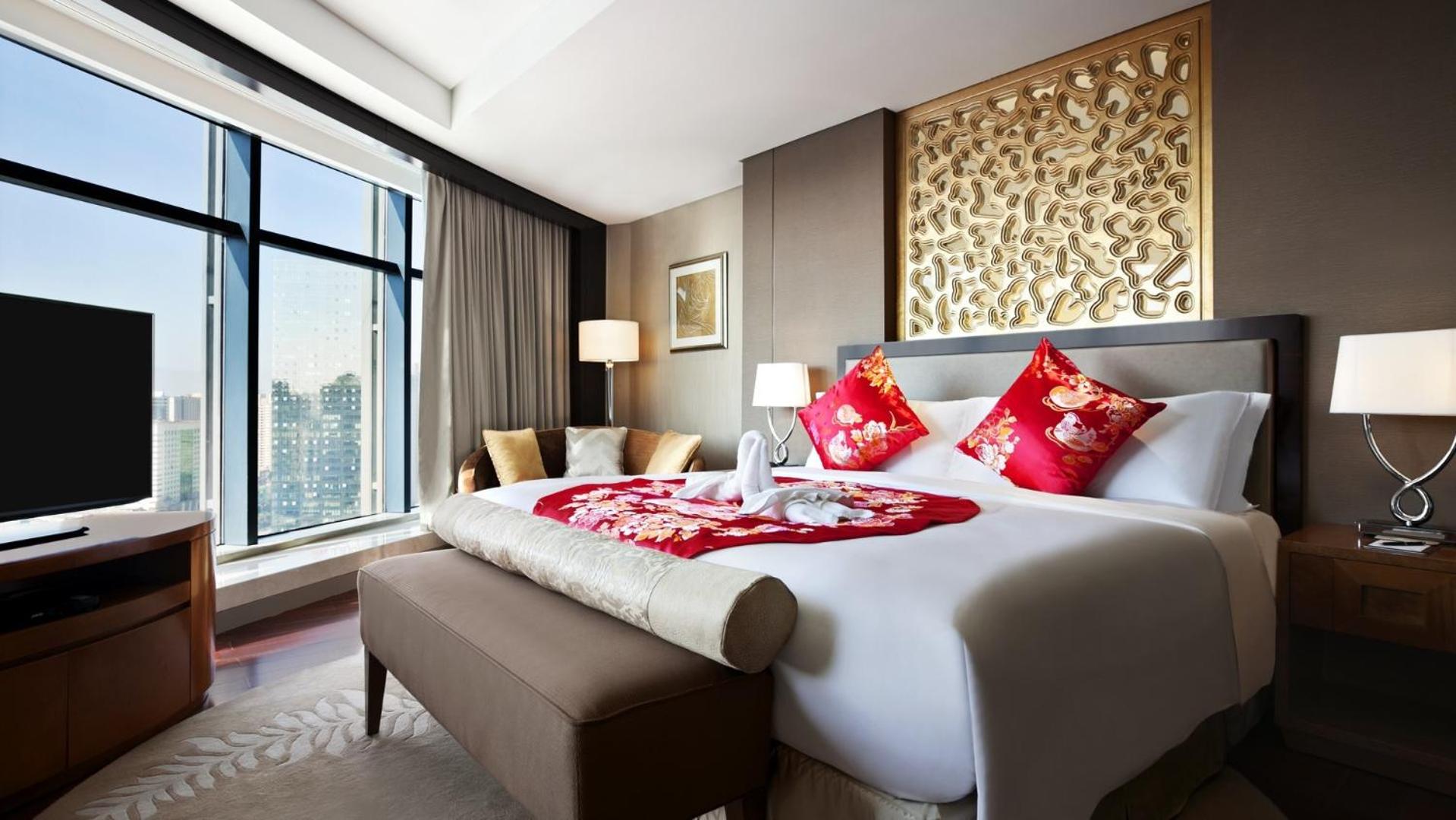 Deluxe King Room photo 3