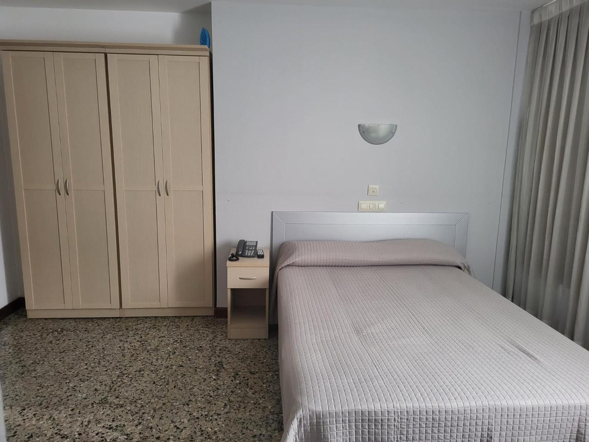 Double Room with Extra Bed photo 3