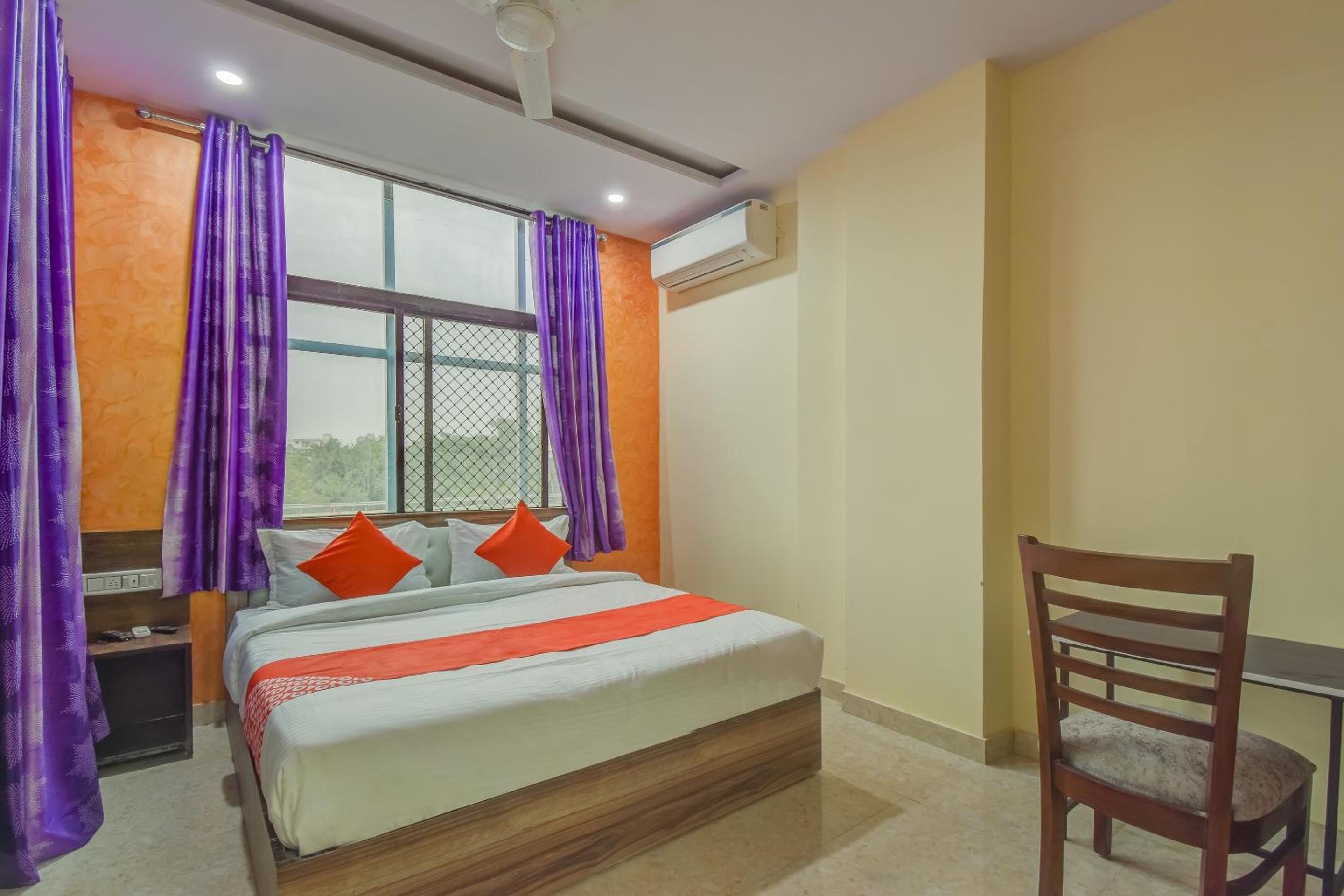Standard Double Room - Photo 9