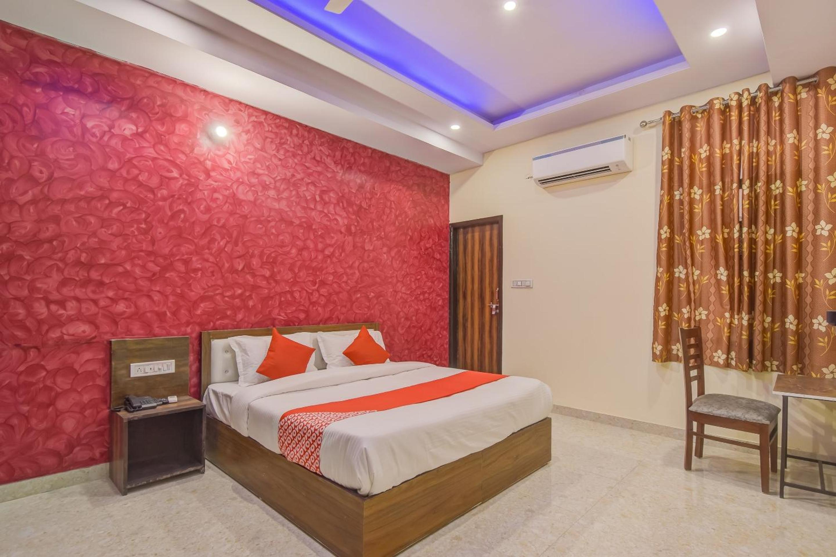 Standard Double Room - Photo 14