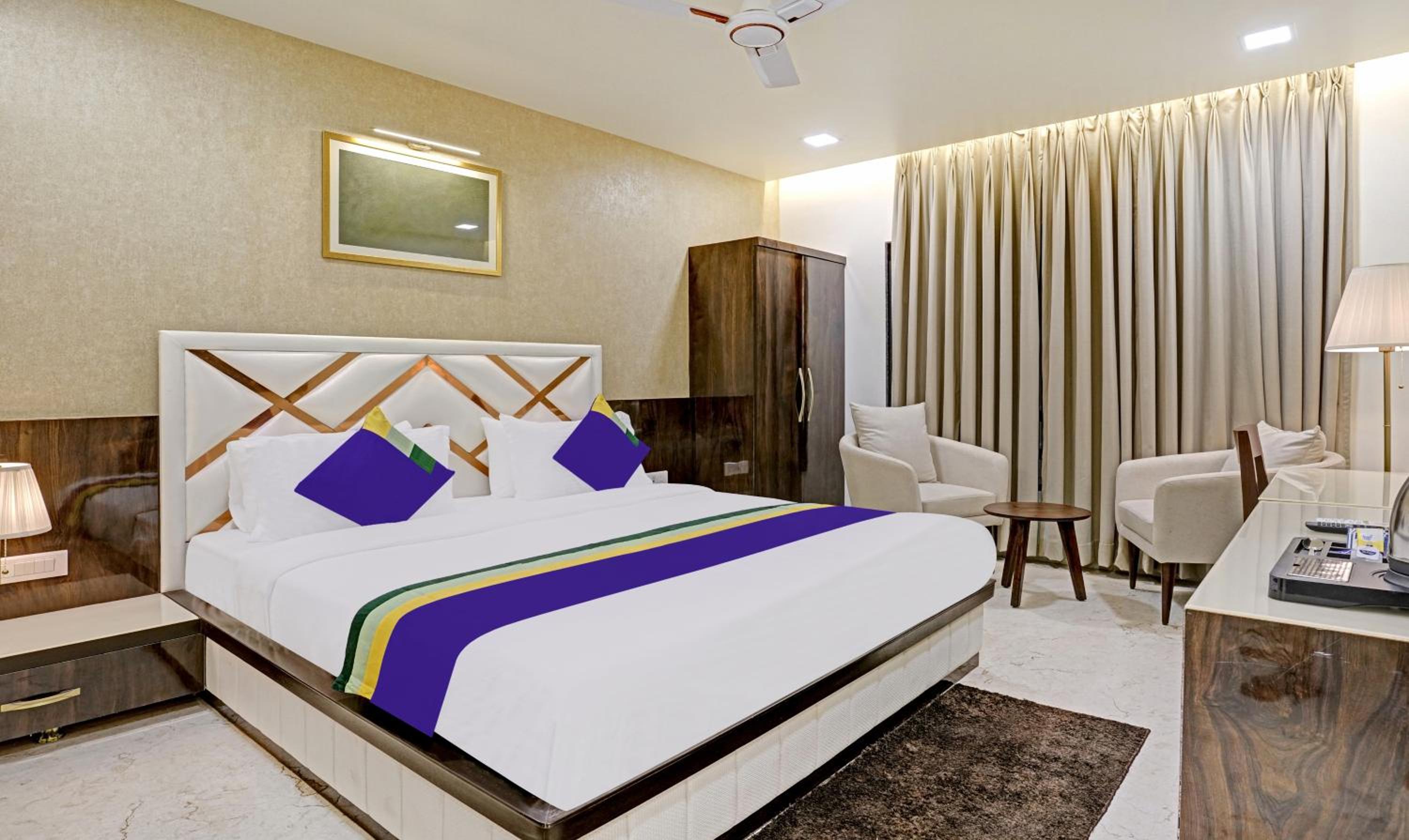 Deluxe Double Room photo 3