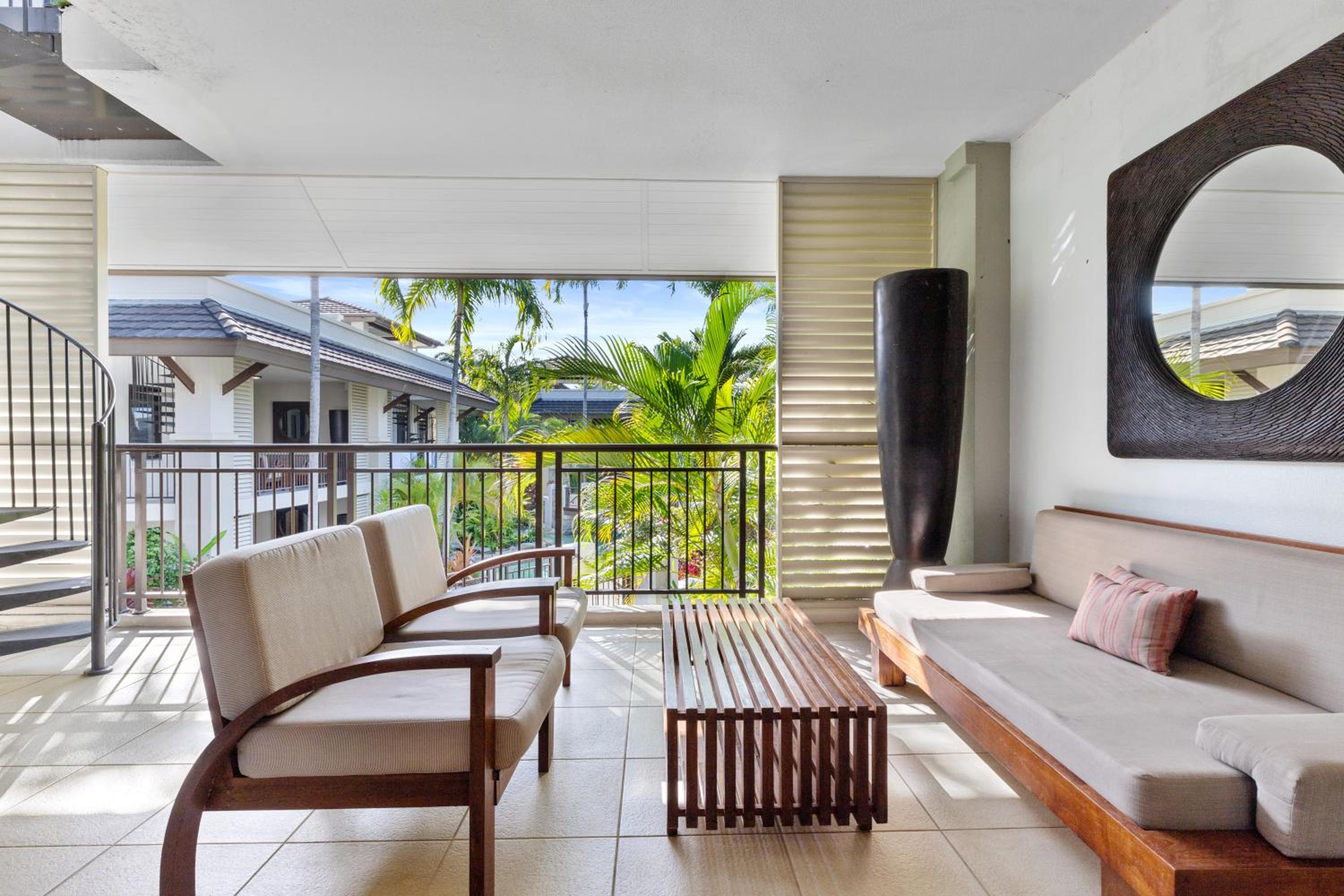 Penthouse with Lagoon Pool View