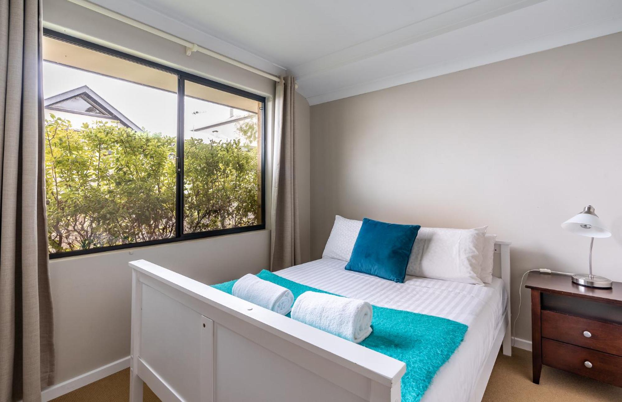 Three-Bedroom Villa photo 2