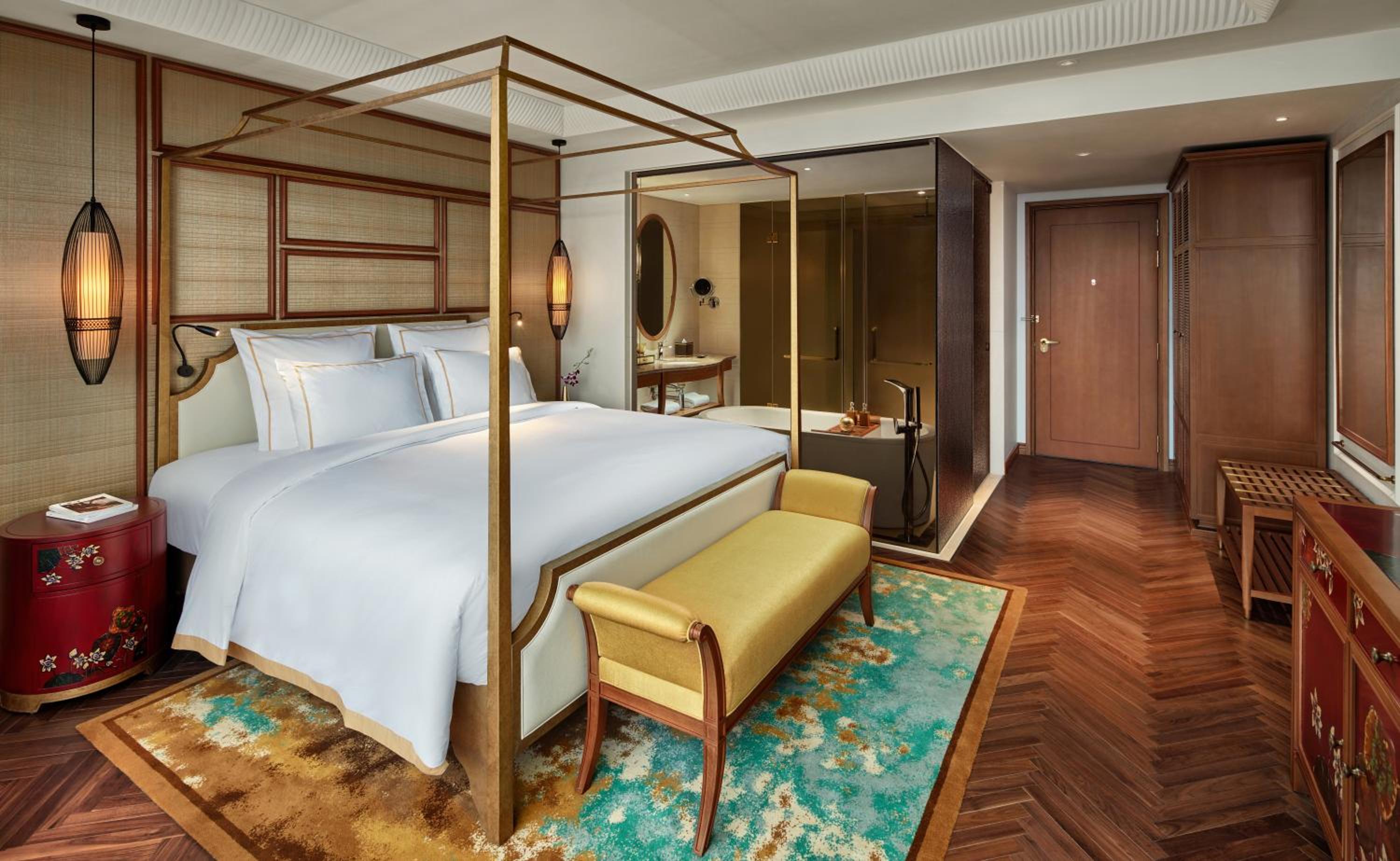 Grand Deluxe King Room - High Floor photo 1