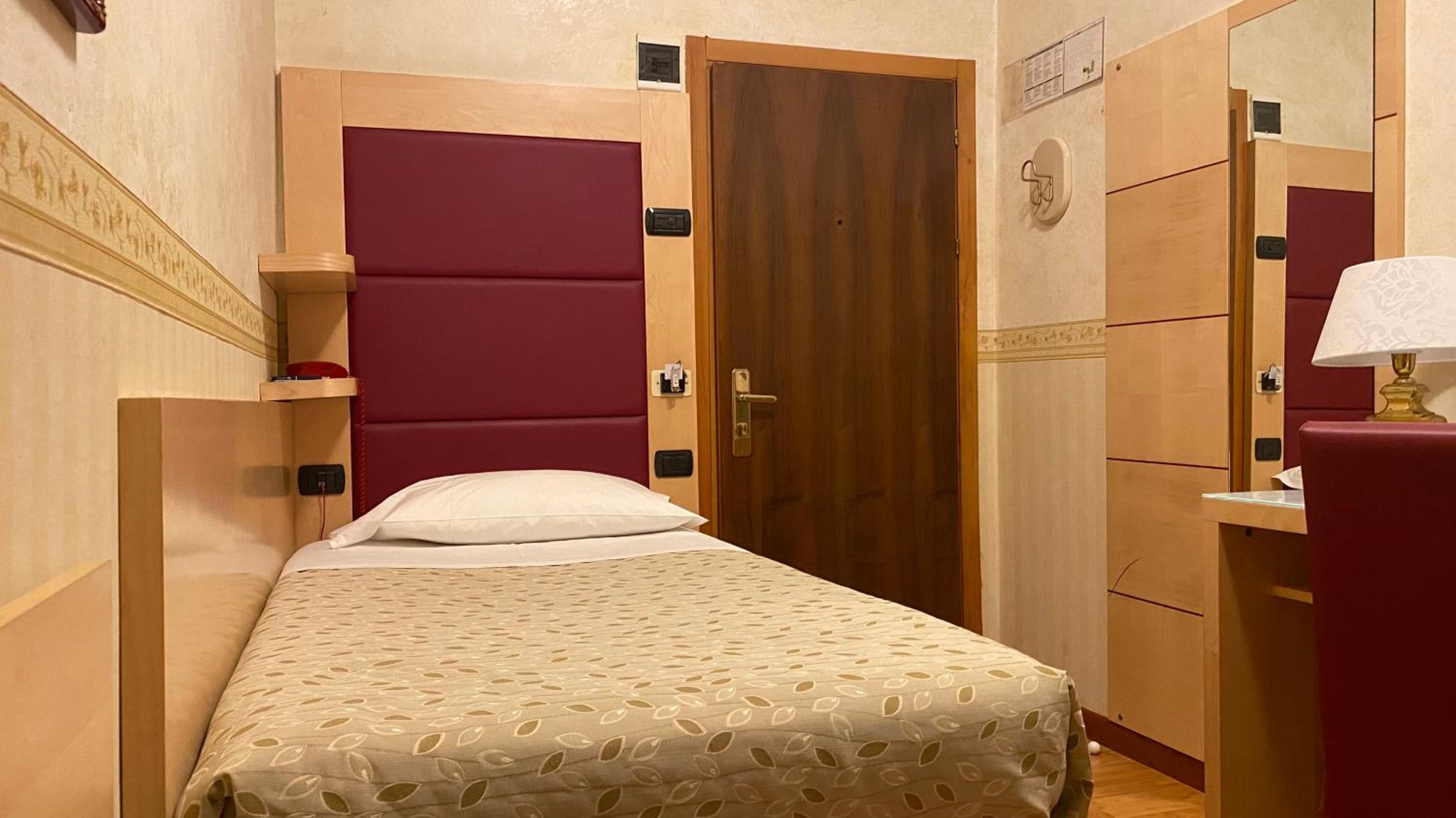 Budget single room