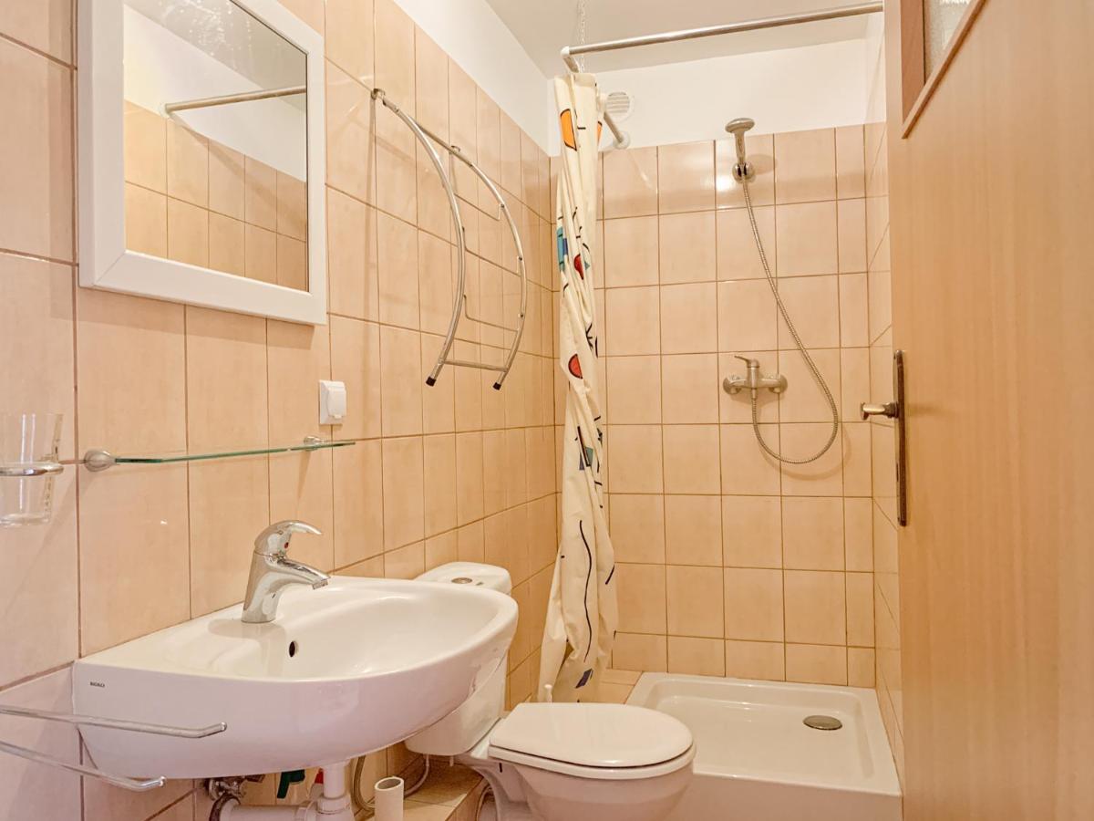 Three-Bedroom House photo 3