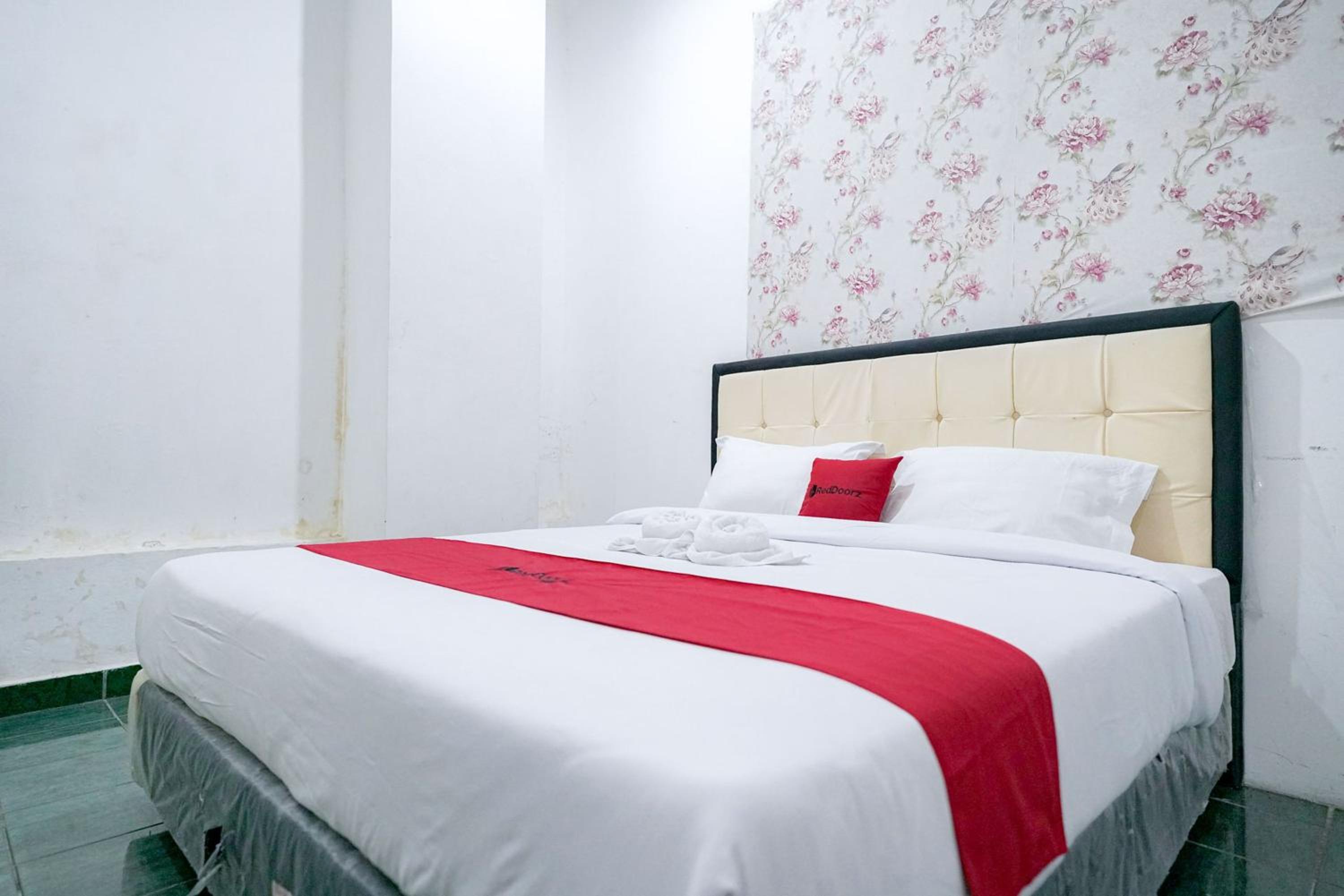 Double Room - Photo 5