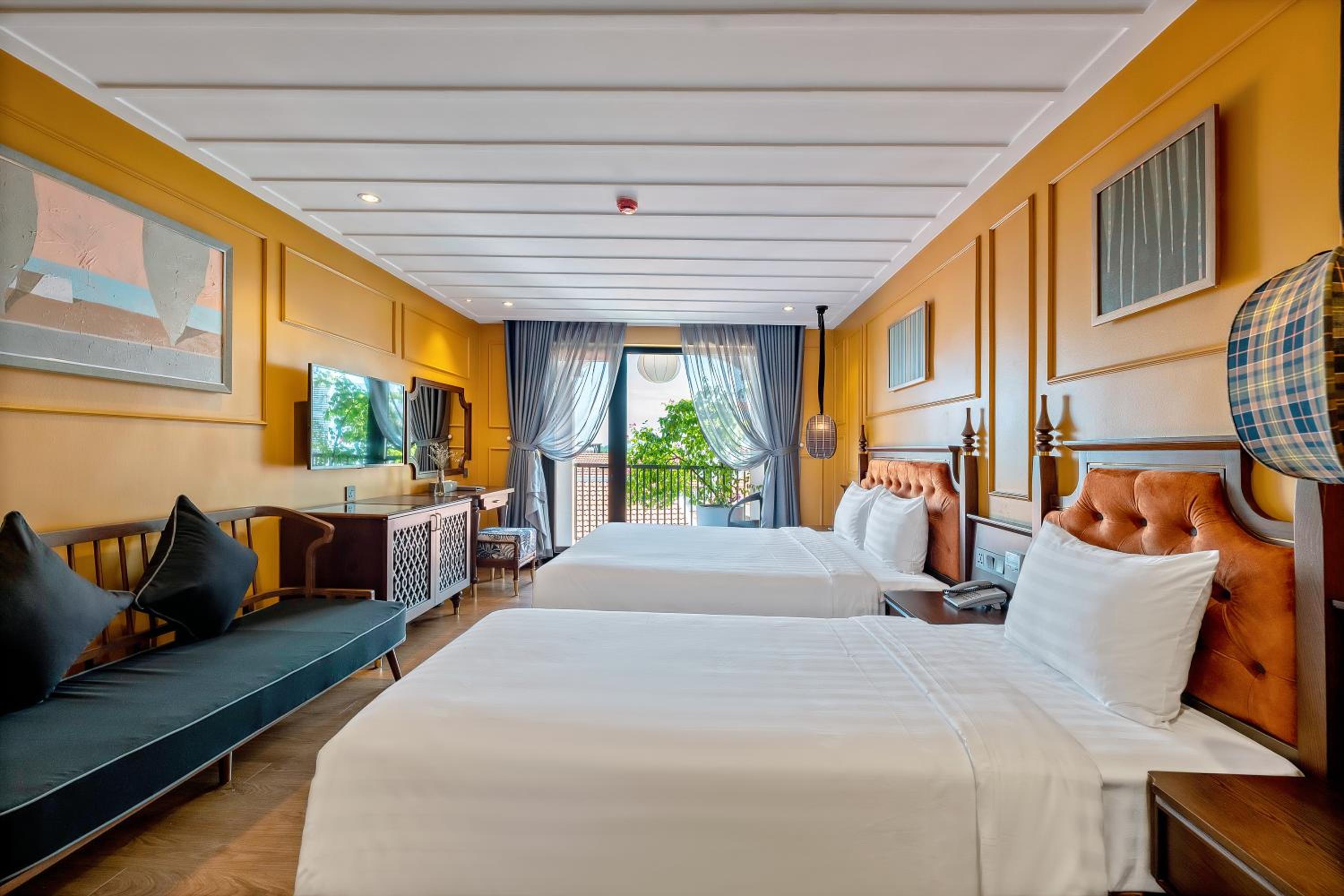 Grand Deluxe Room - Photo 6