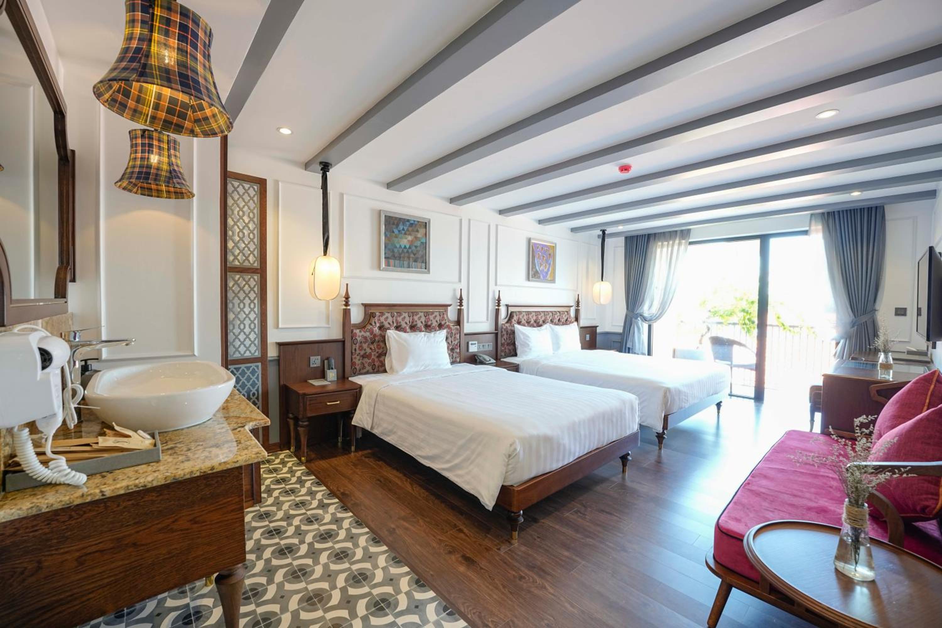 Deluxe Triple Room - Photo 2