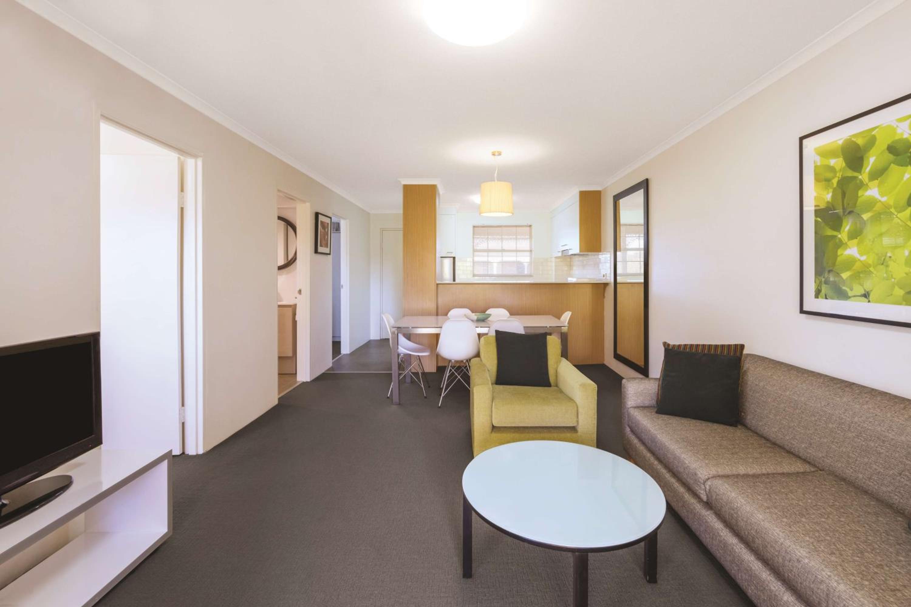 Two-Bedroom Apartment - Photo 5