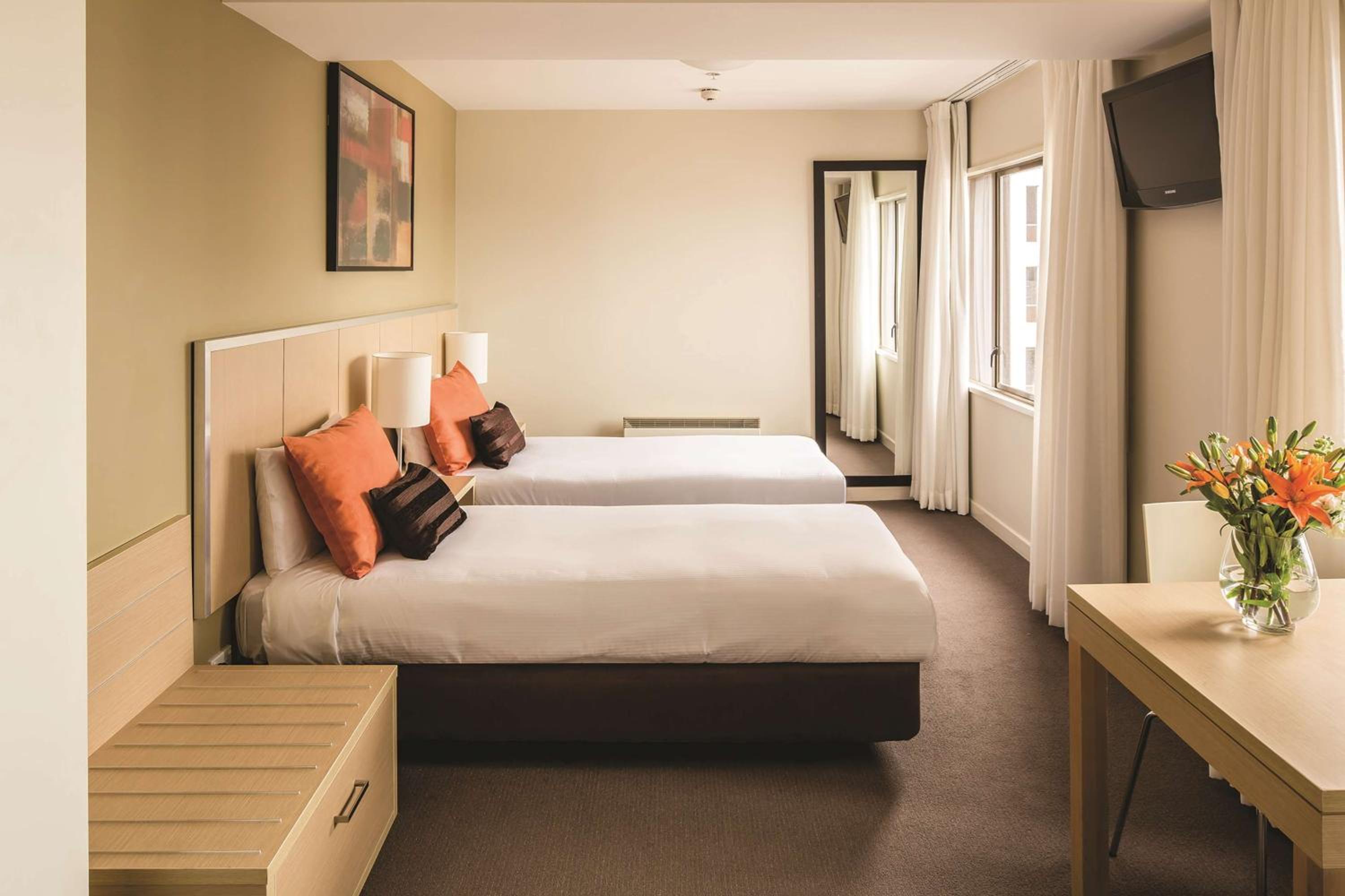 Standard King Room - Photo 3