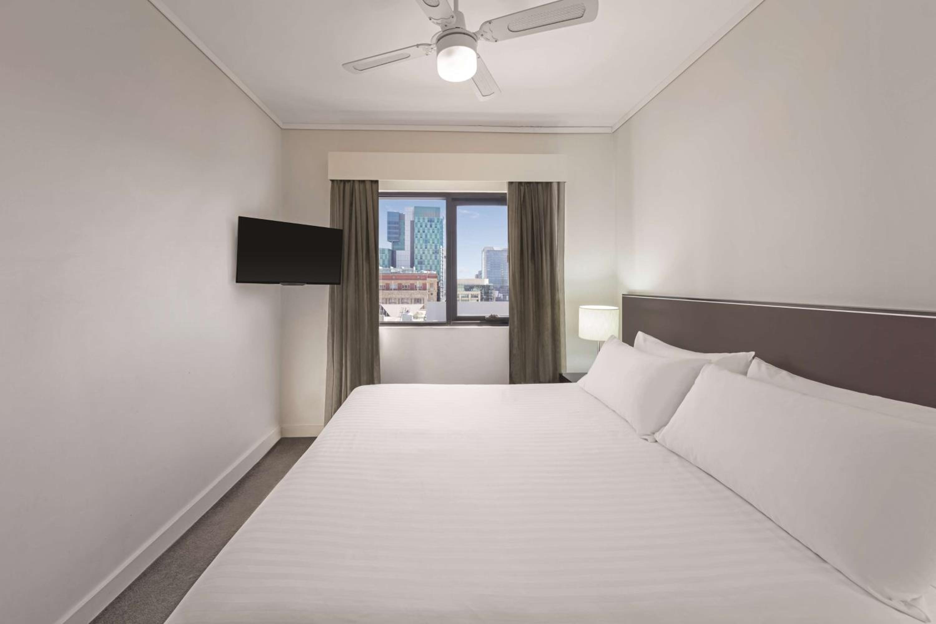 Two Bedroom Apartment - Photo 2