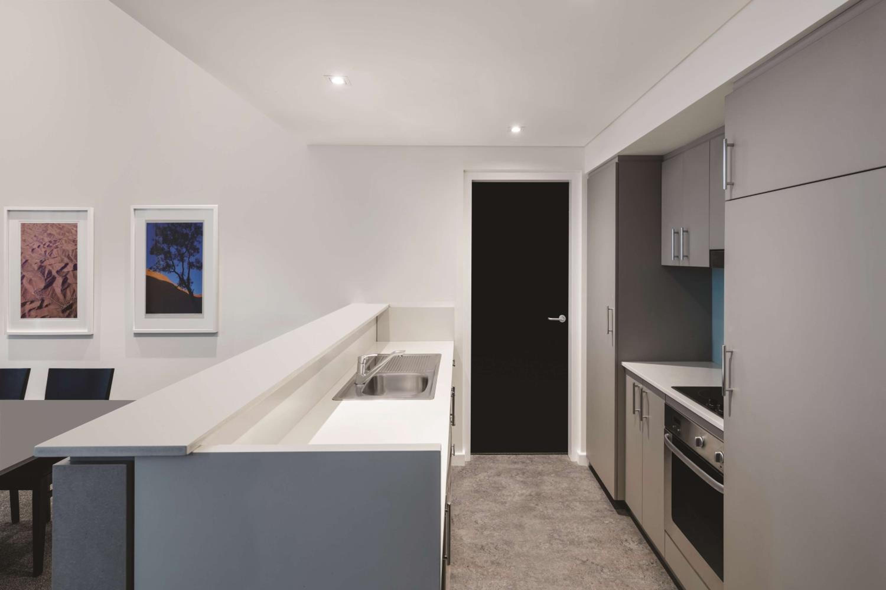 Apartment - Photo 3