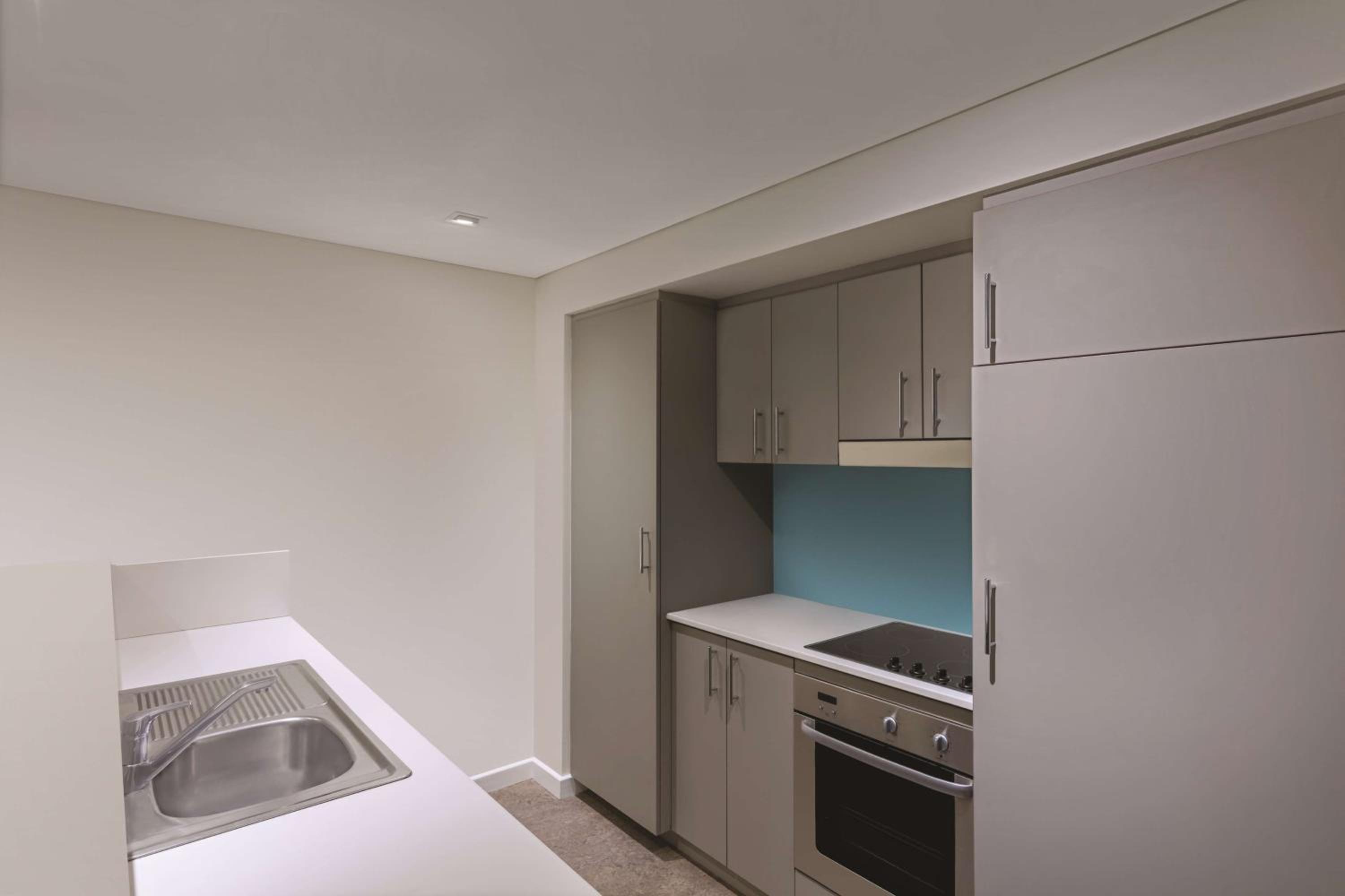 Premier One-Bedroom Apartment - Photo 5