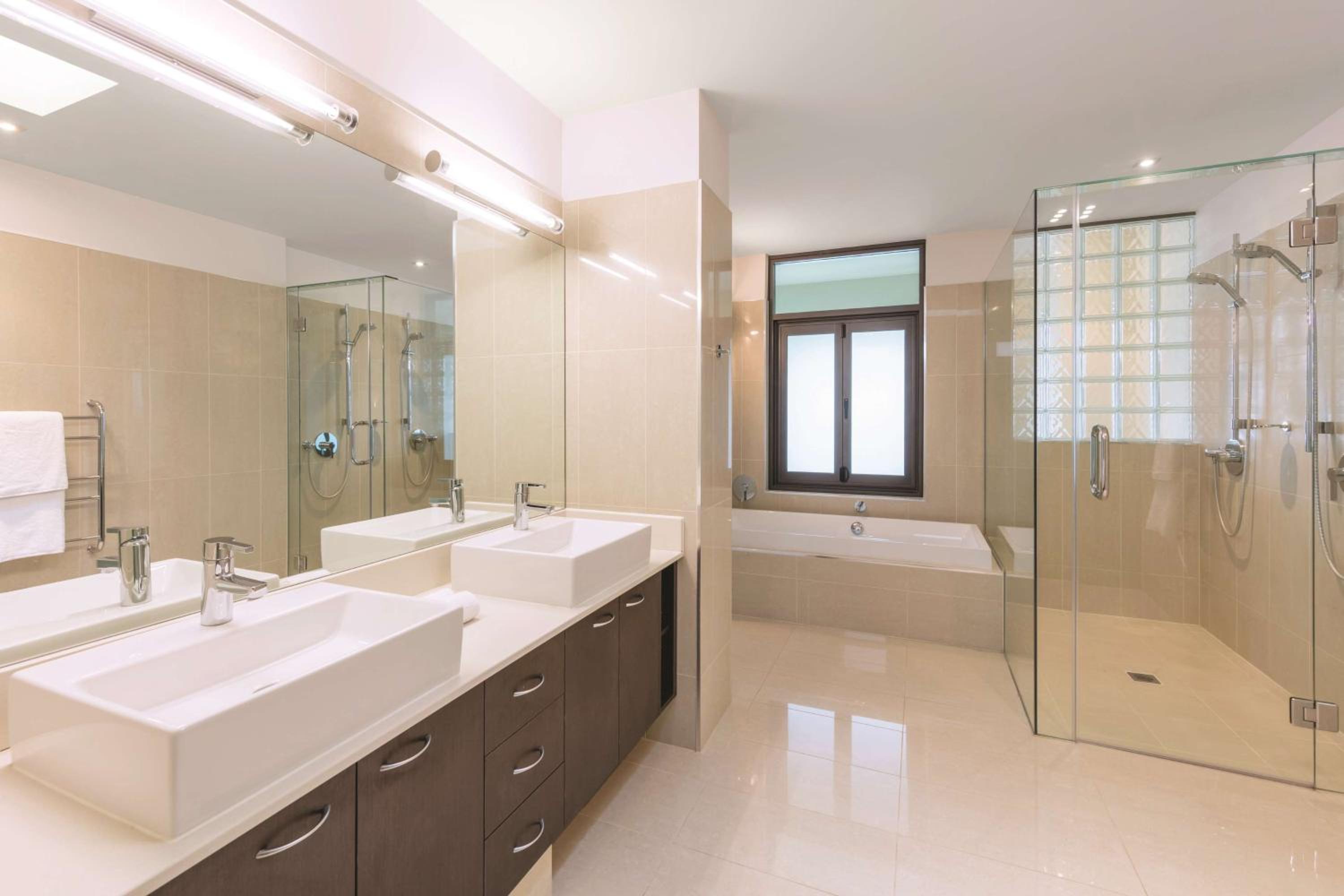 Three-Bedroom Penthouse Apartment