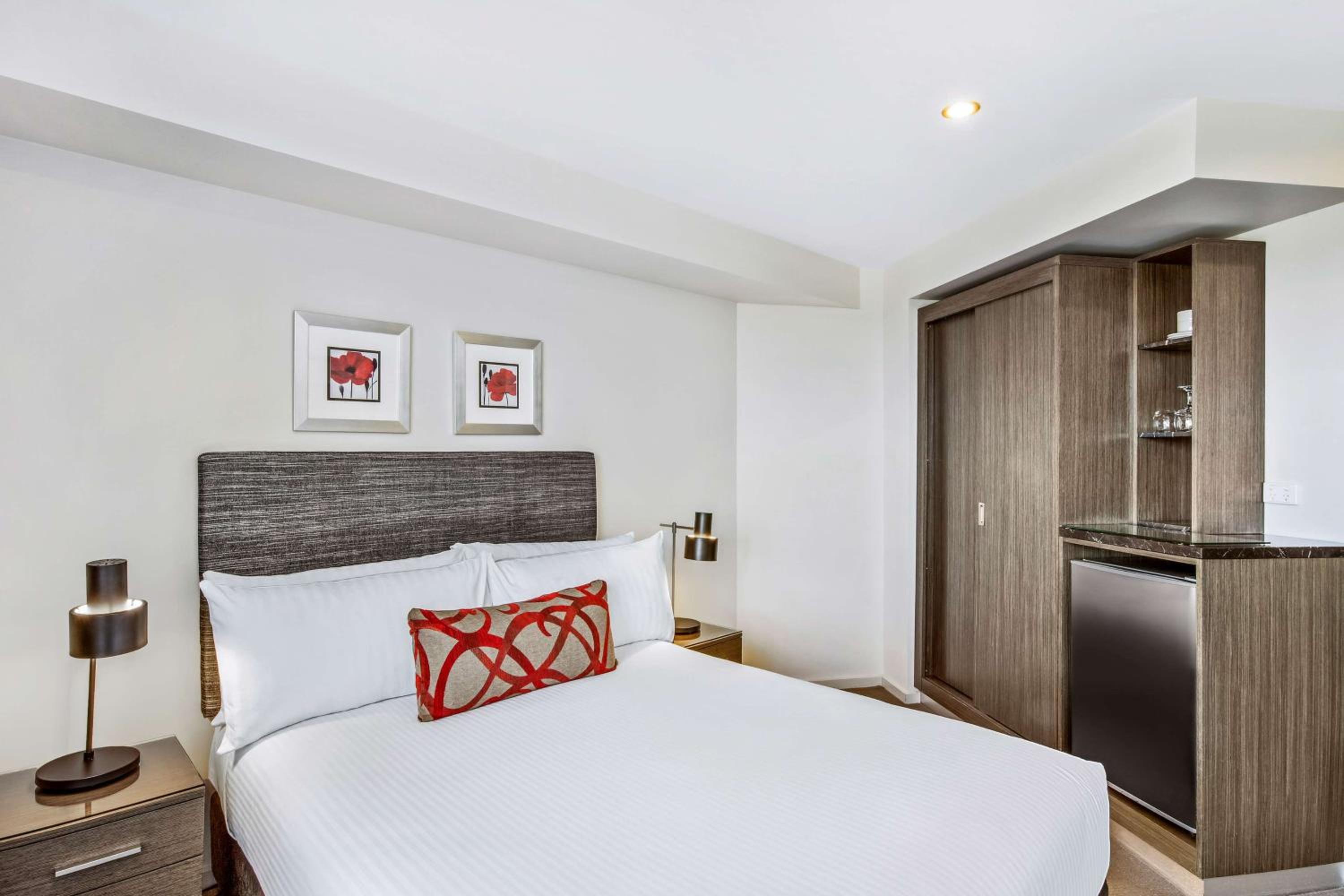 Standard Double or Twin Room with Balcony - Photo 4