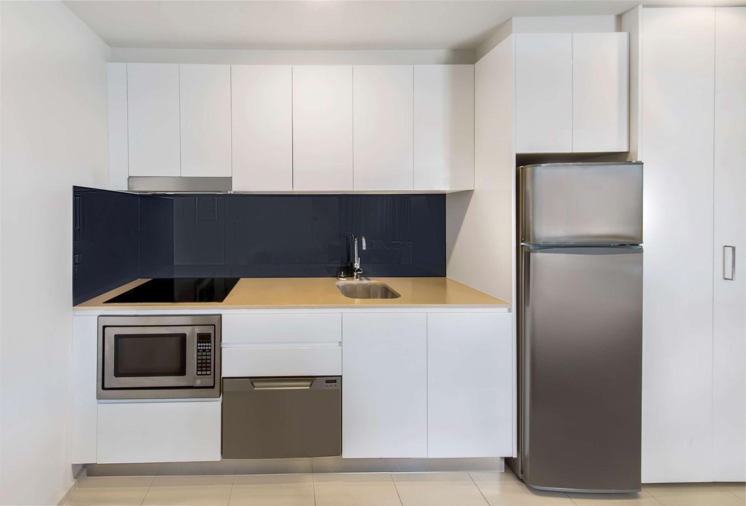 One Bedroom Apartment - Queen - Photo 6