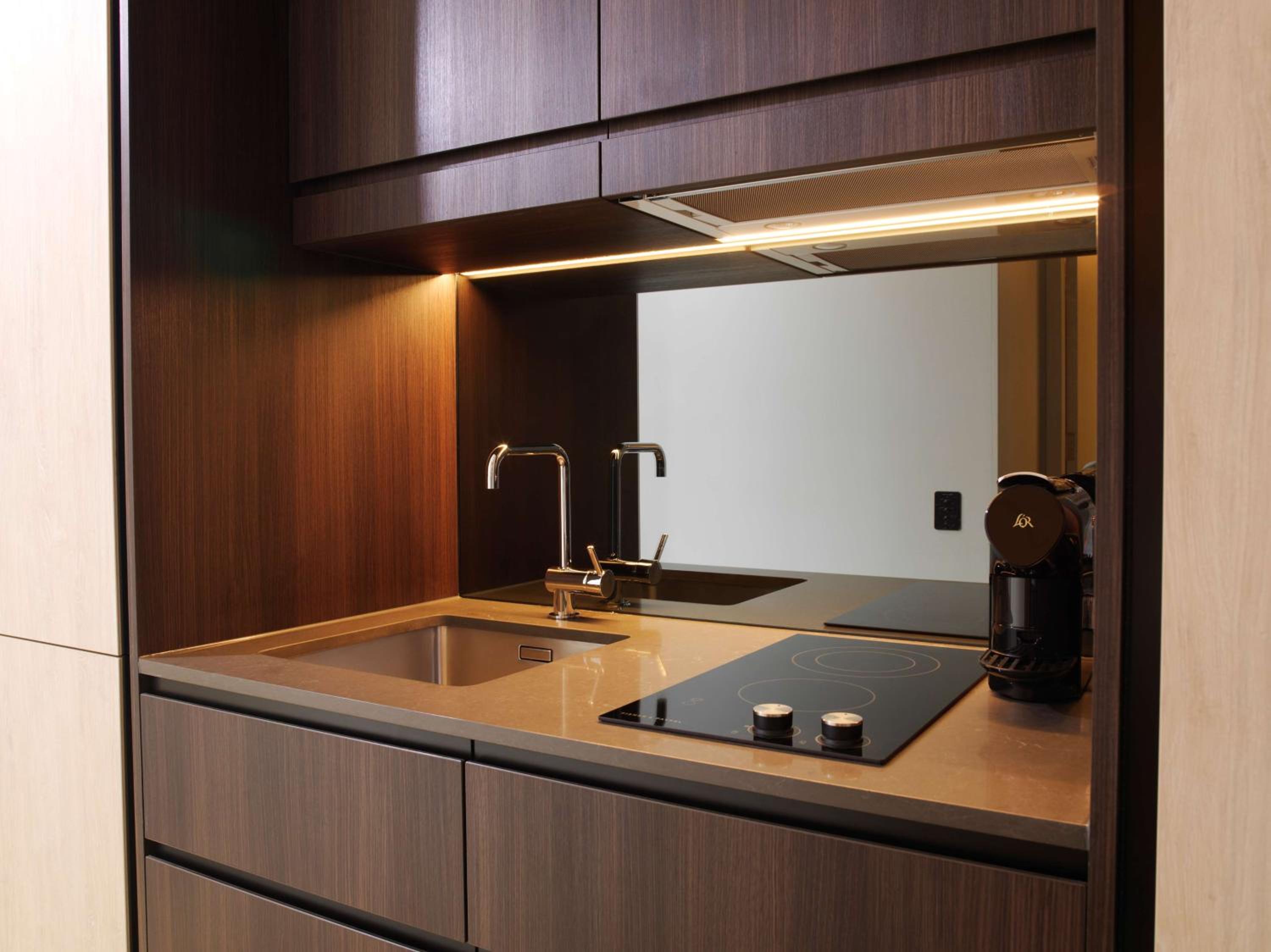 Interconnecting Family Apartment King or Twin