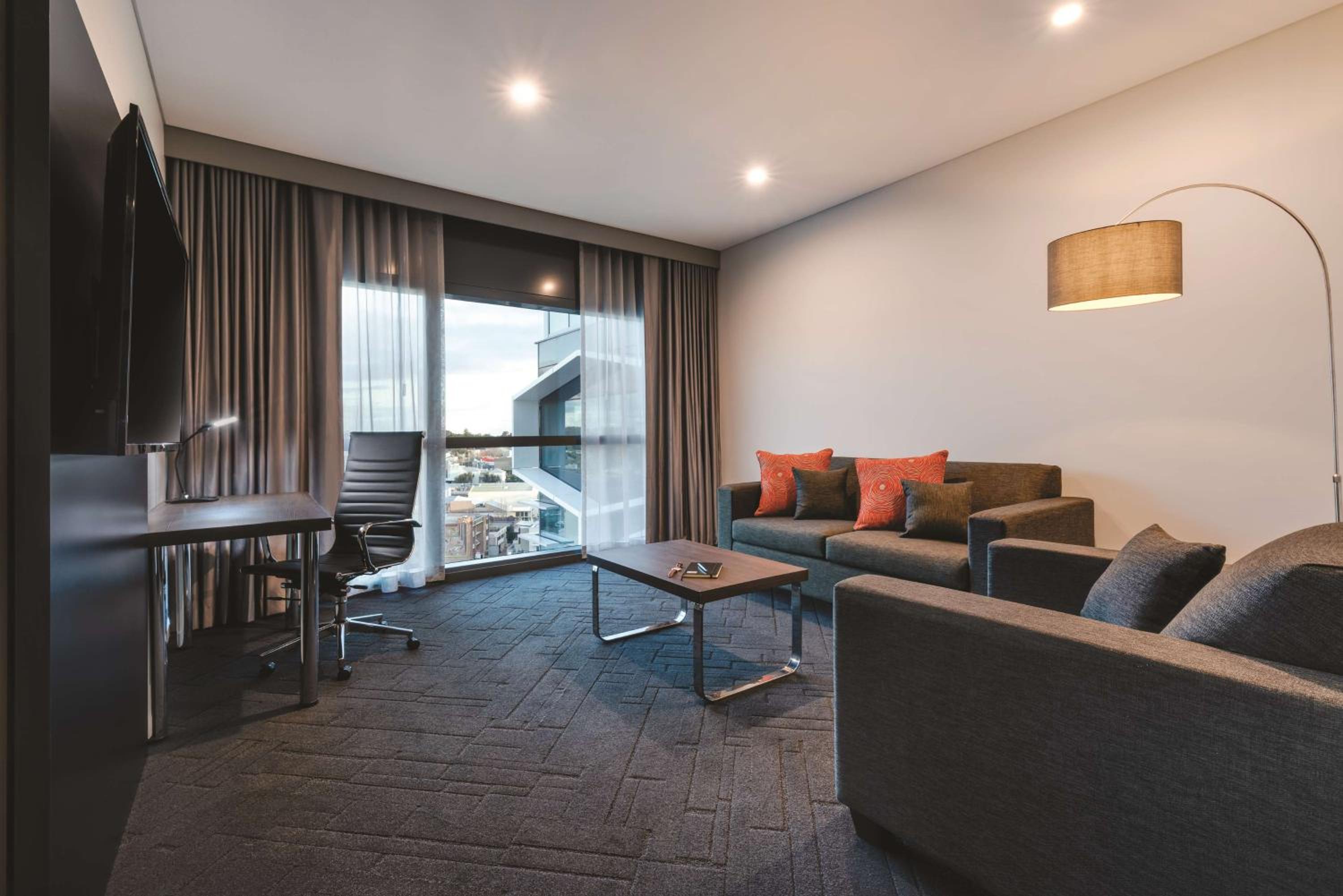 Premier Suite with City View
