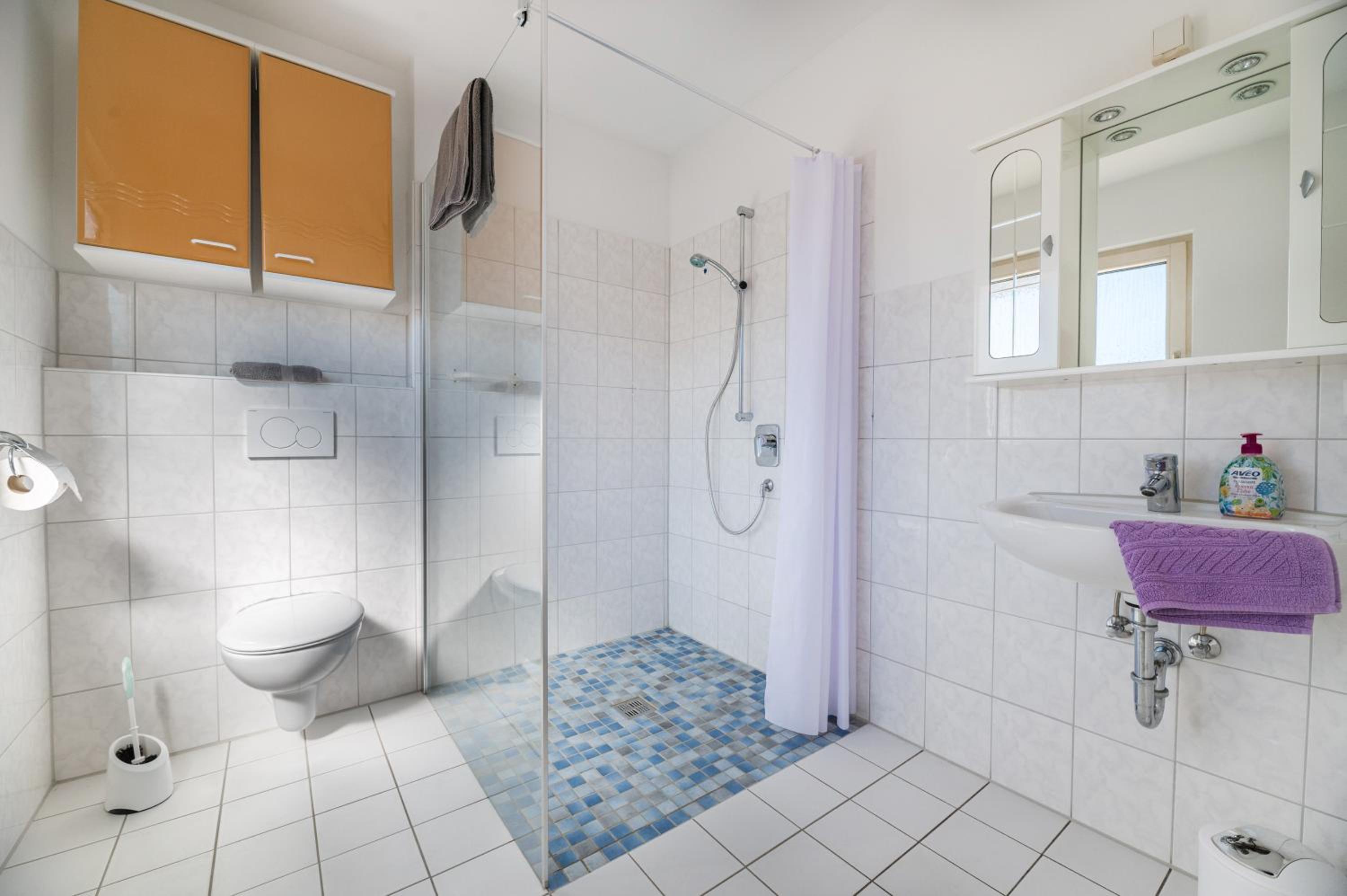Double or Twin Room - Photo 6