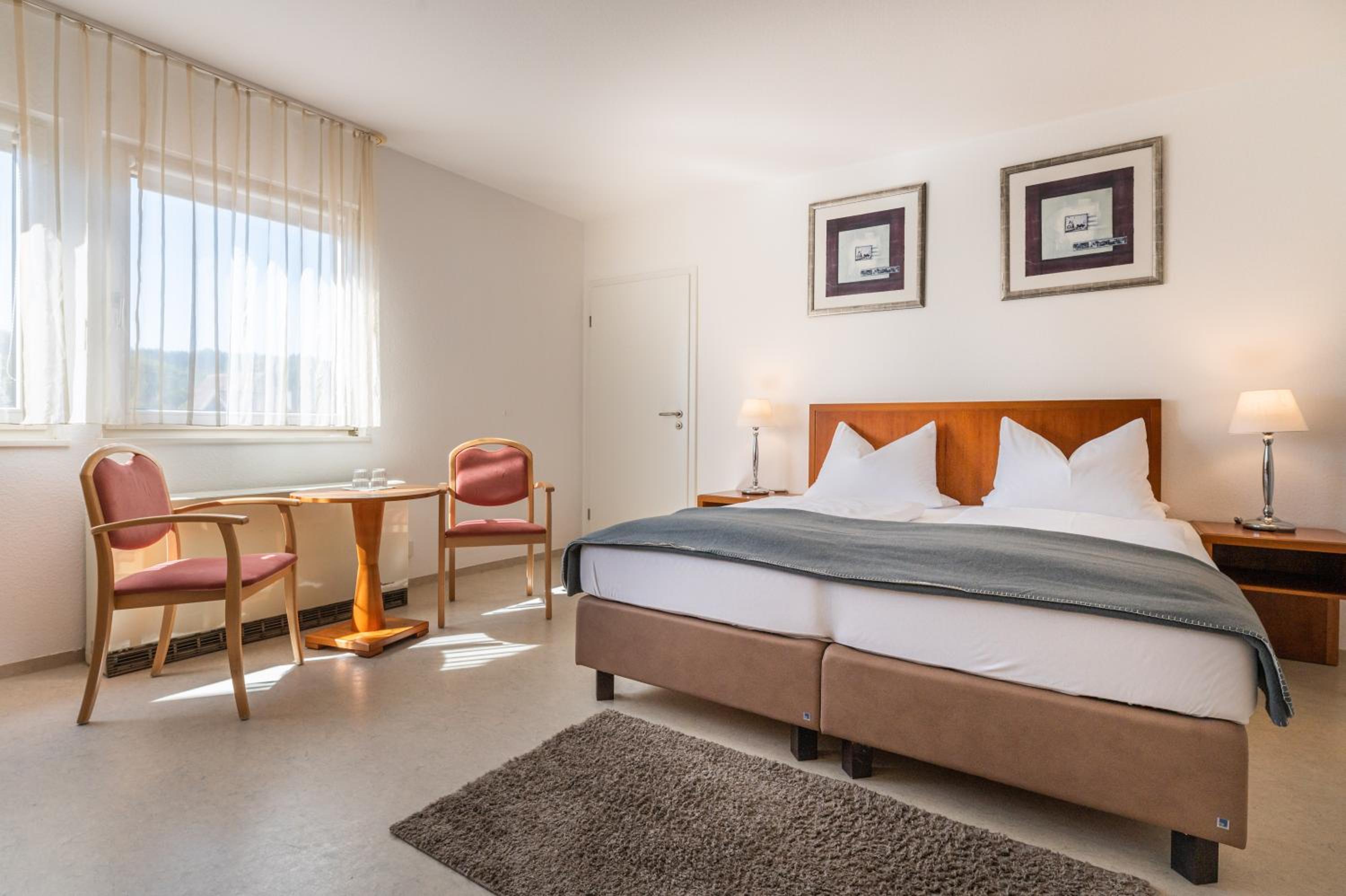 Double or Twin Room - Photo 7