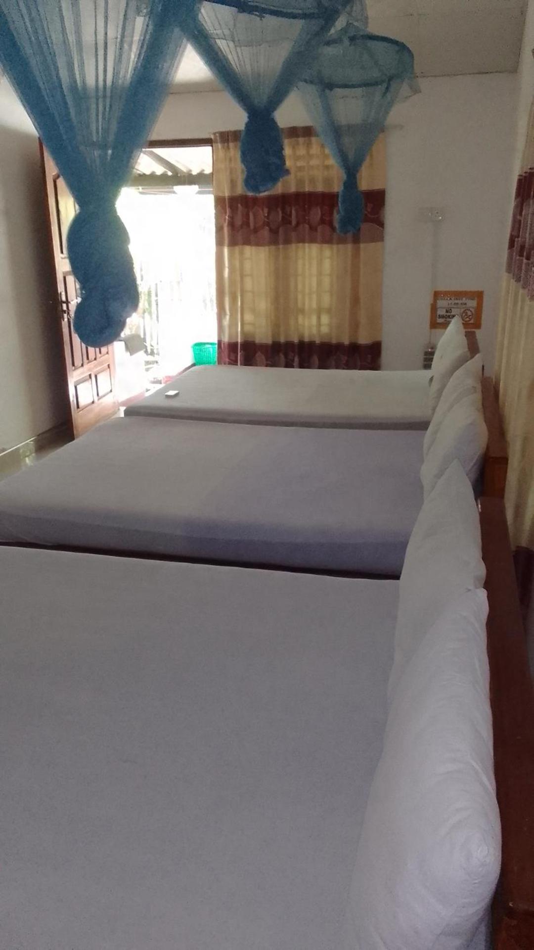 Deluxe Family Suite photo 2