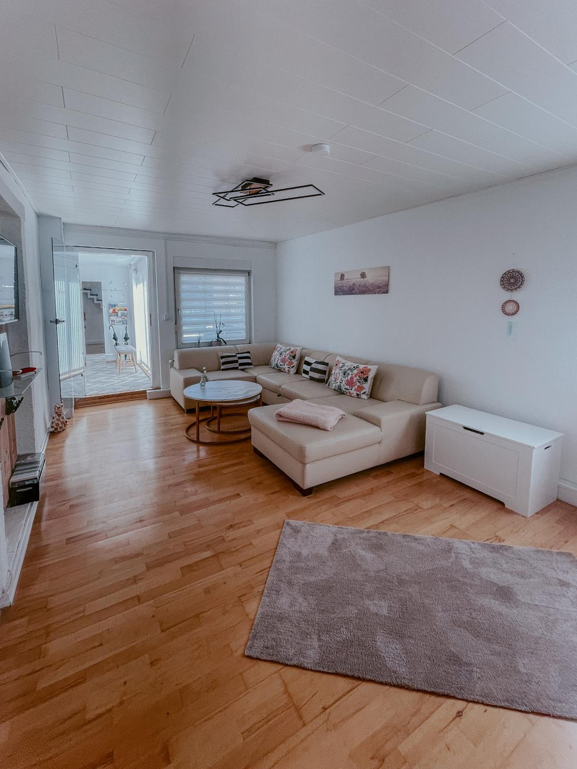 One-Bedroom House photo 1