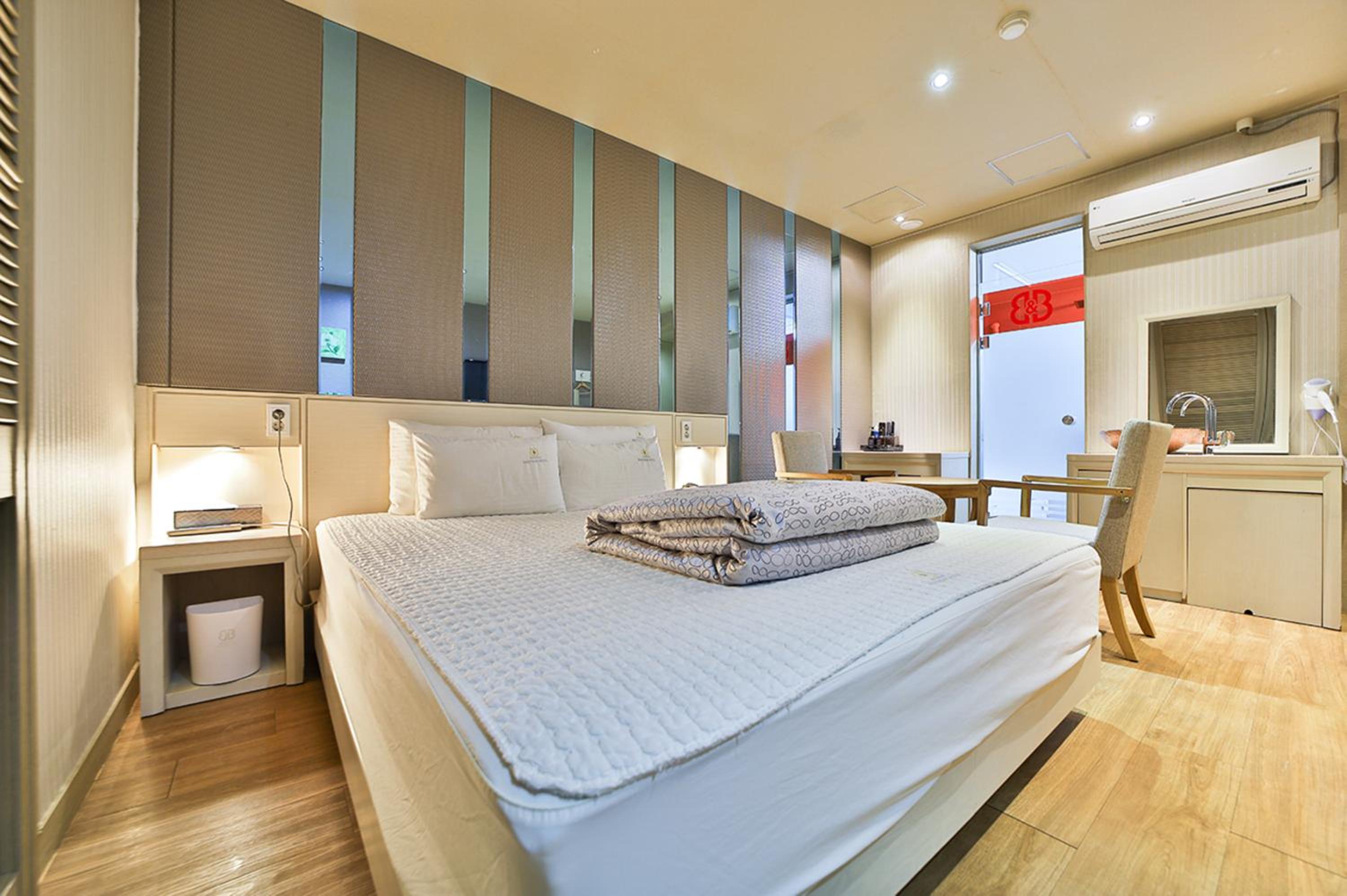 Double Room With Terrace