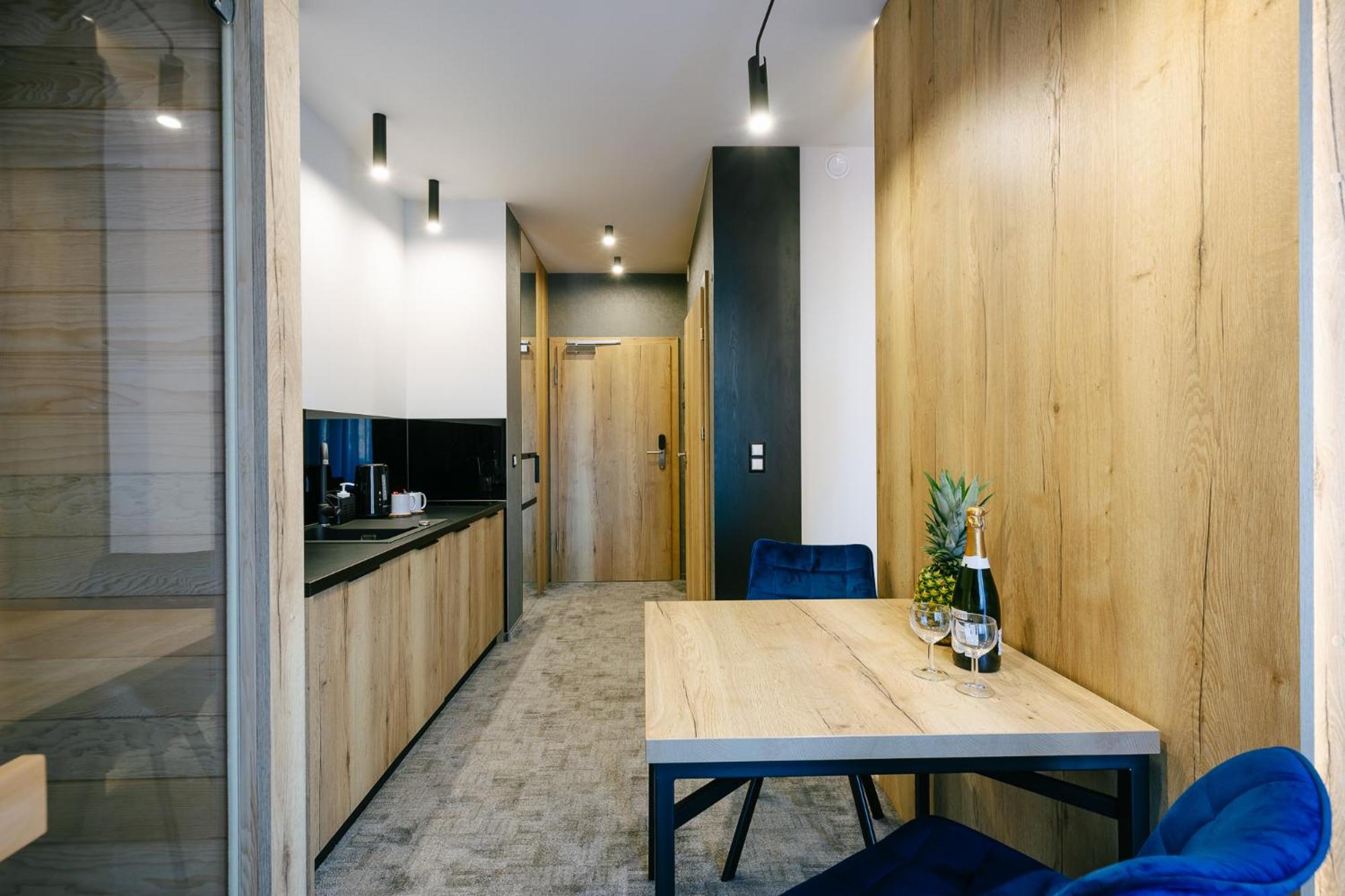 Apartment with Sauna - Photo 10