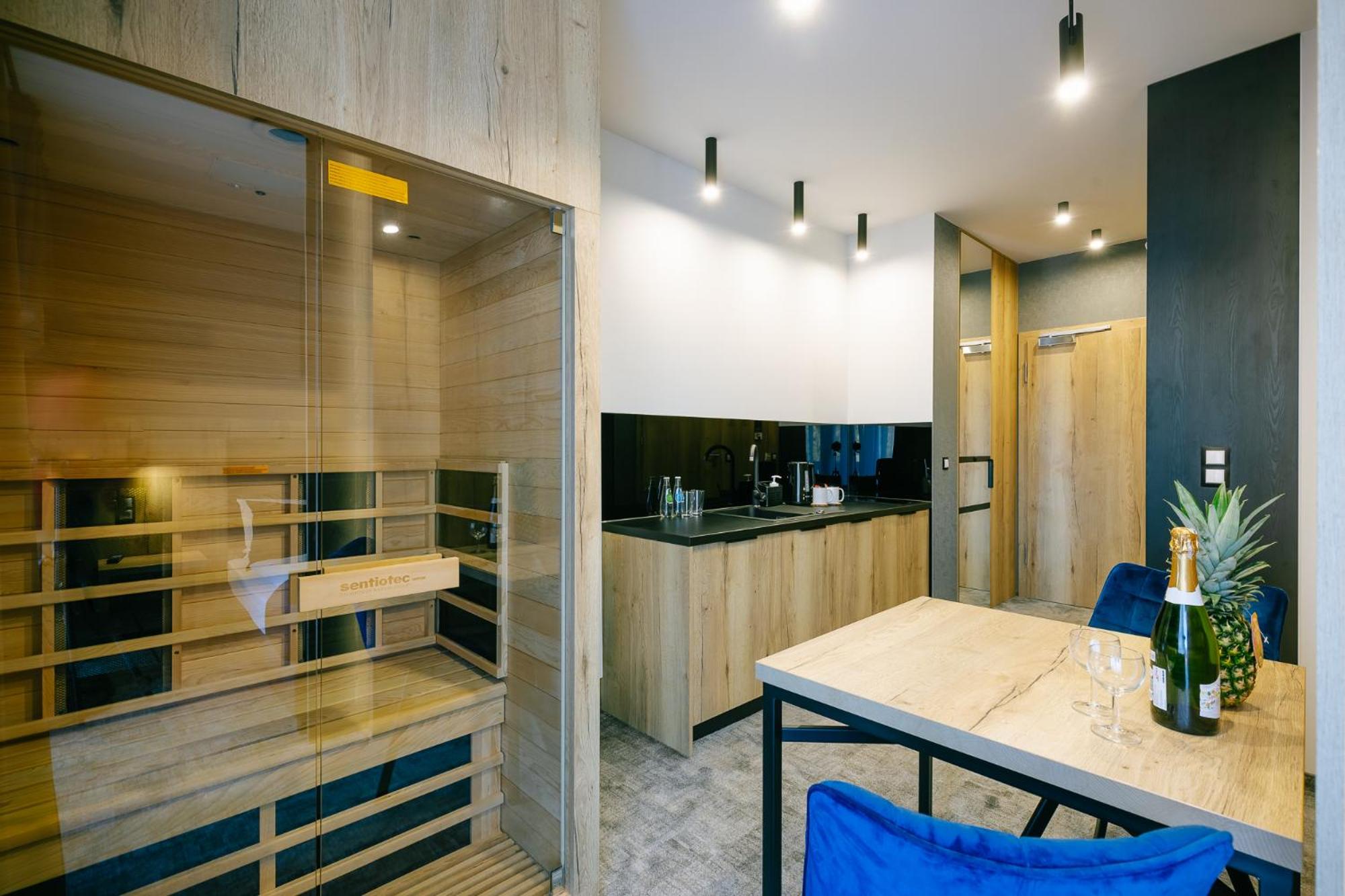Apartment with Sauna - Photo 9