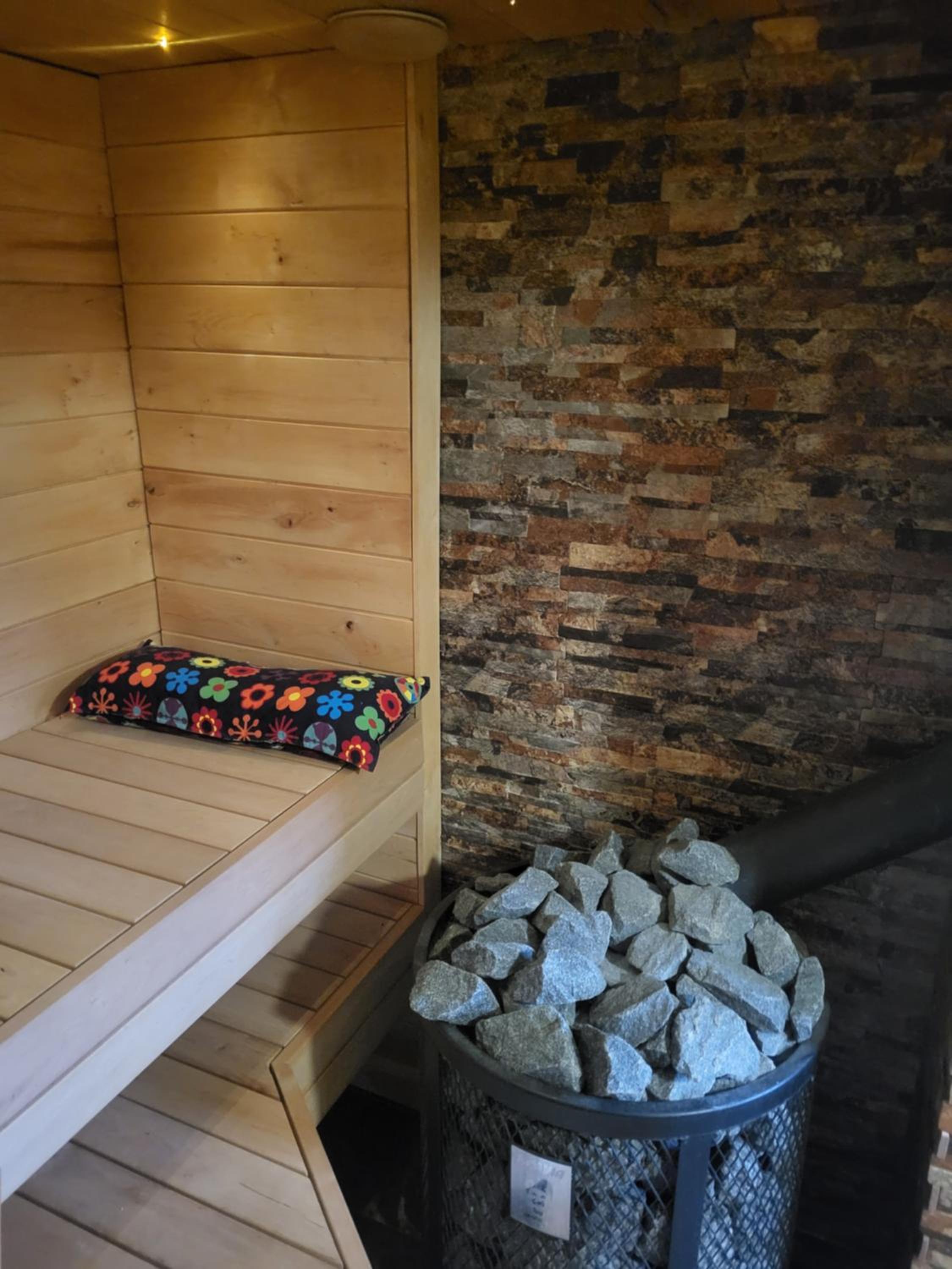 Two-Bedroom Villa - Photo 21