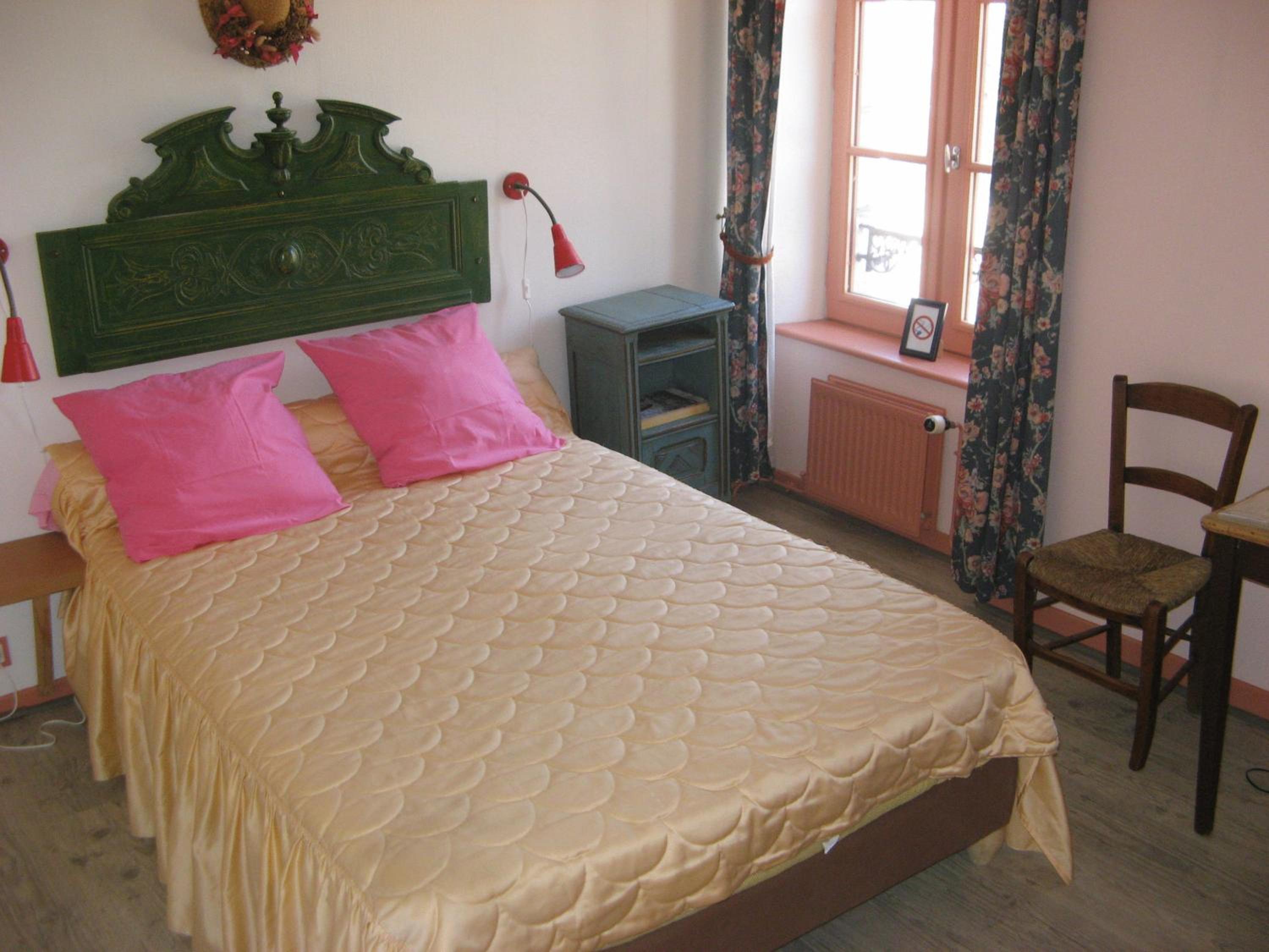 Double Room - Photo 2