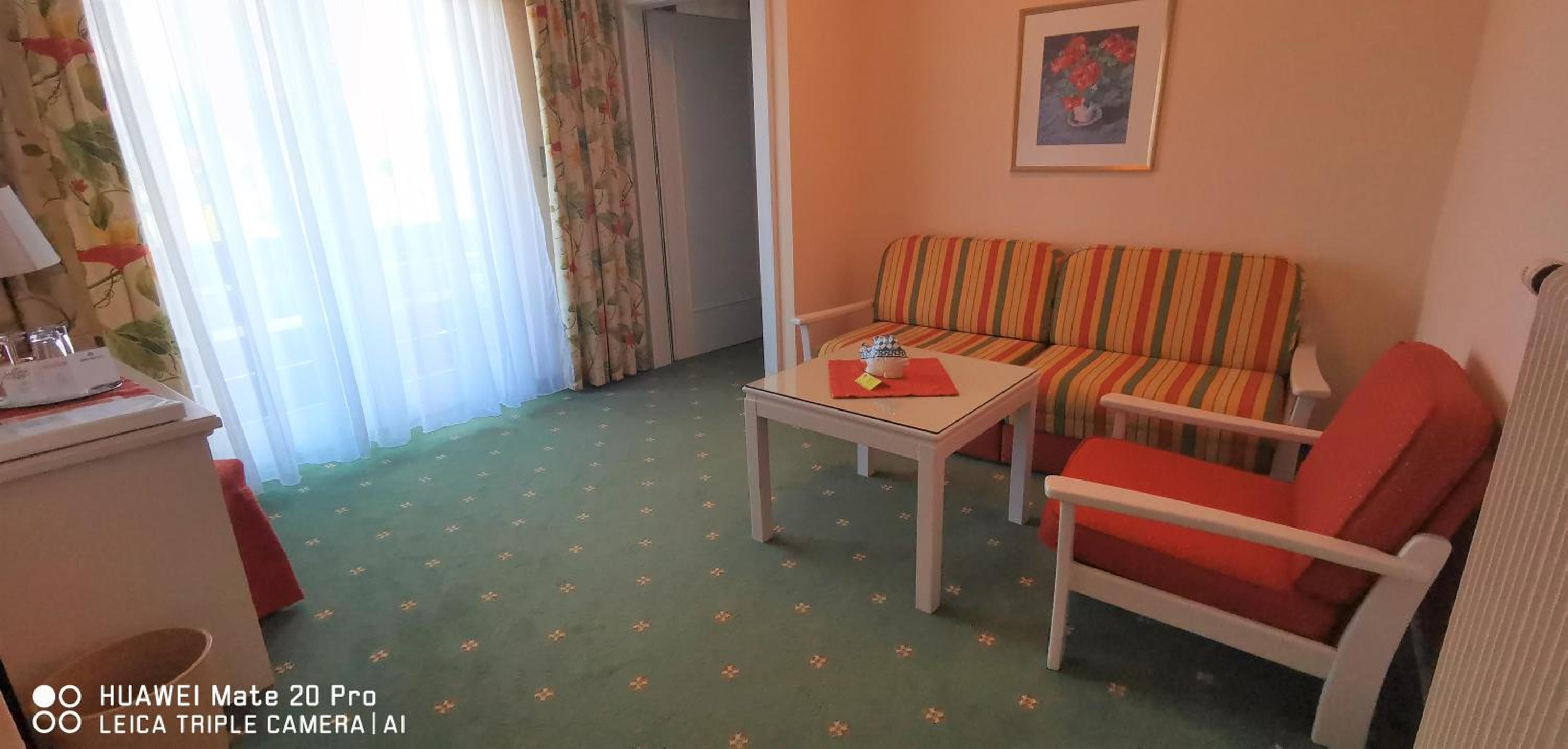 Family Room with Balcony photo 3