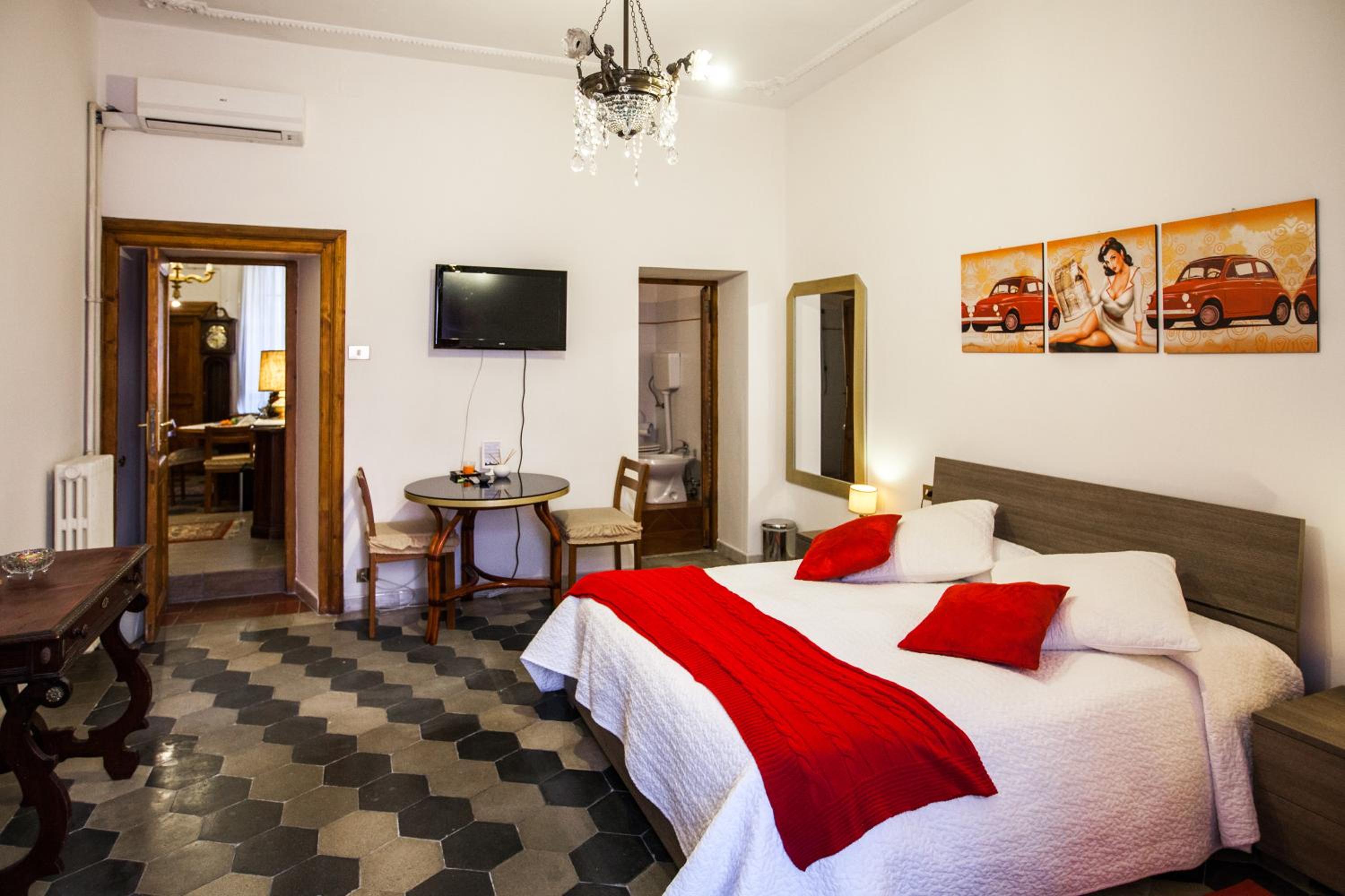 Triple Room with Private Bathroom