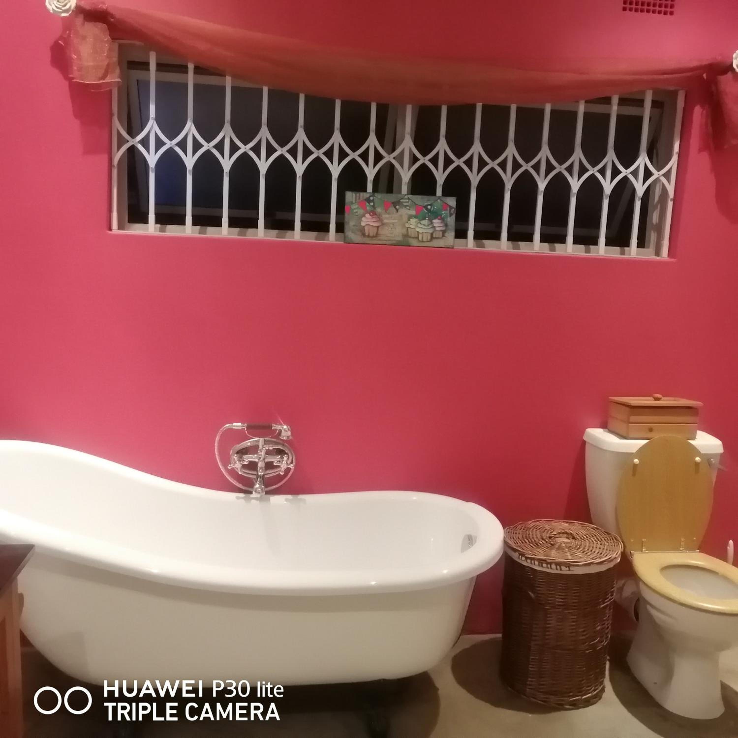 Double Room with Private Bathroom photo 3