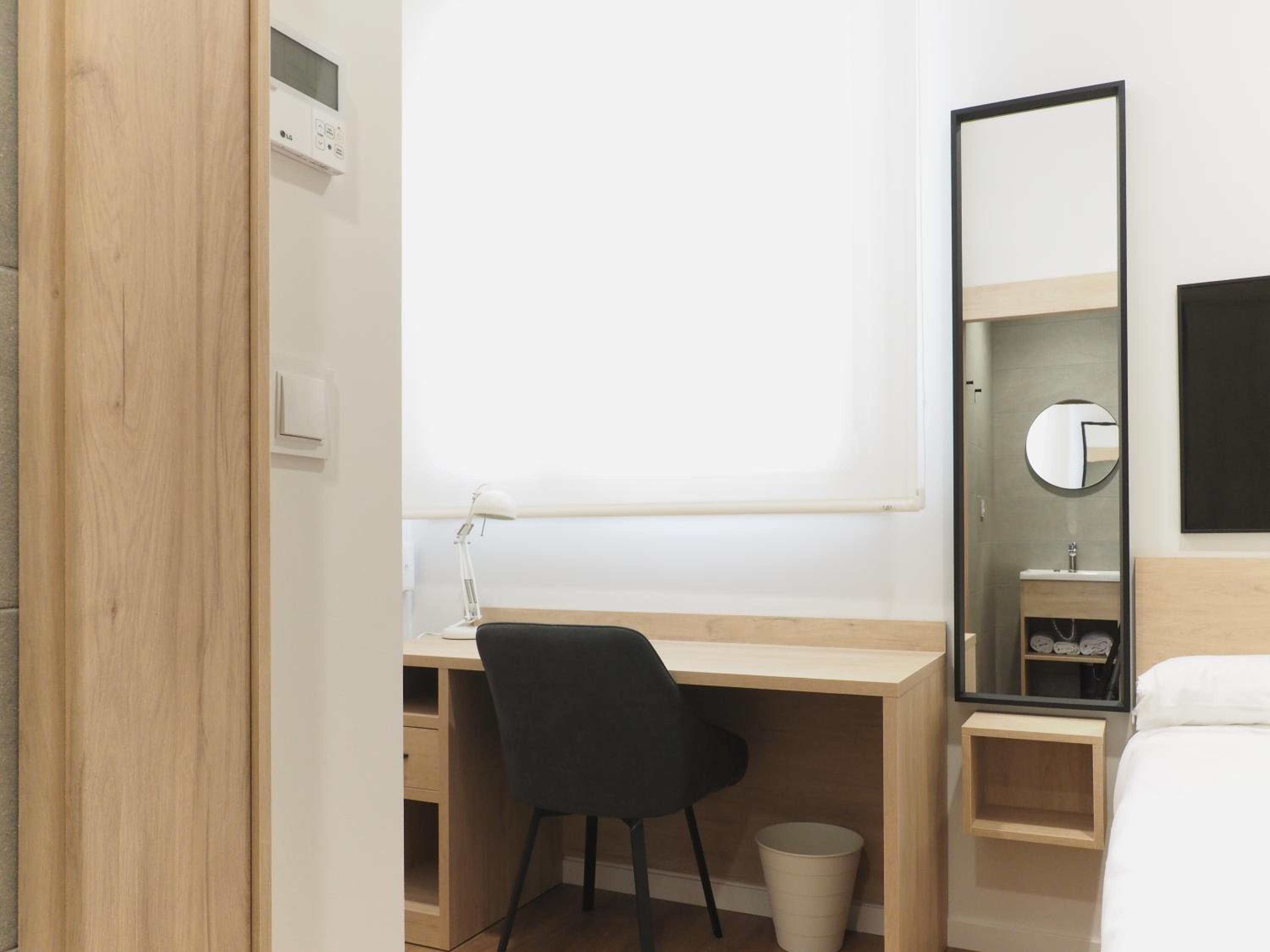 Two-Bedroom Apartment - Photo 5