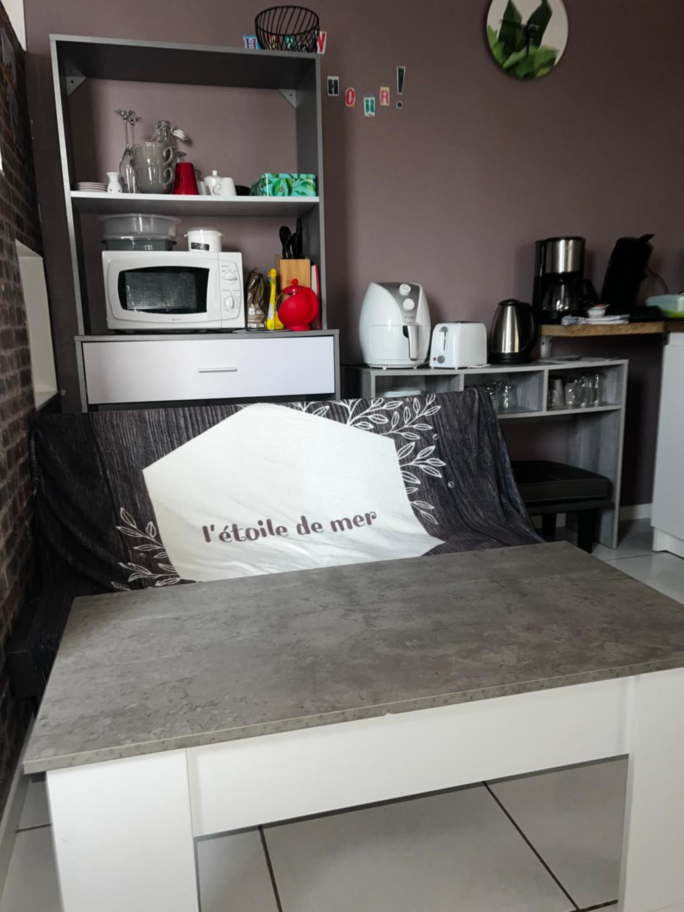 Studio Apartment - Photo 21