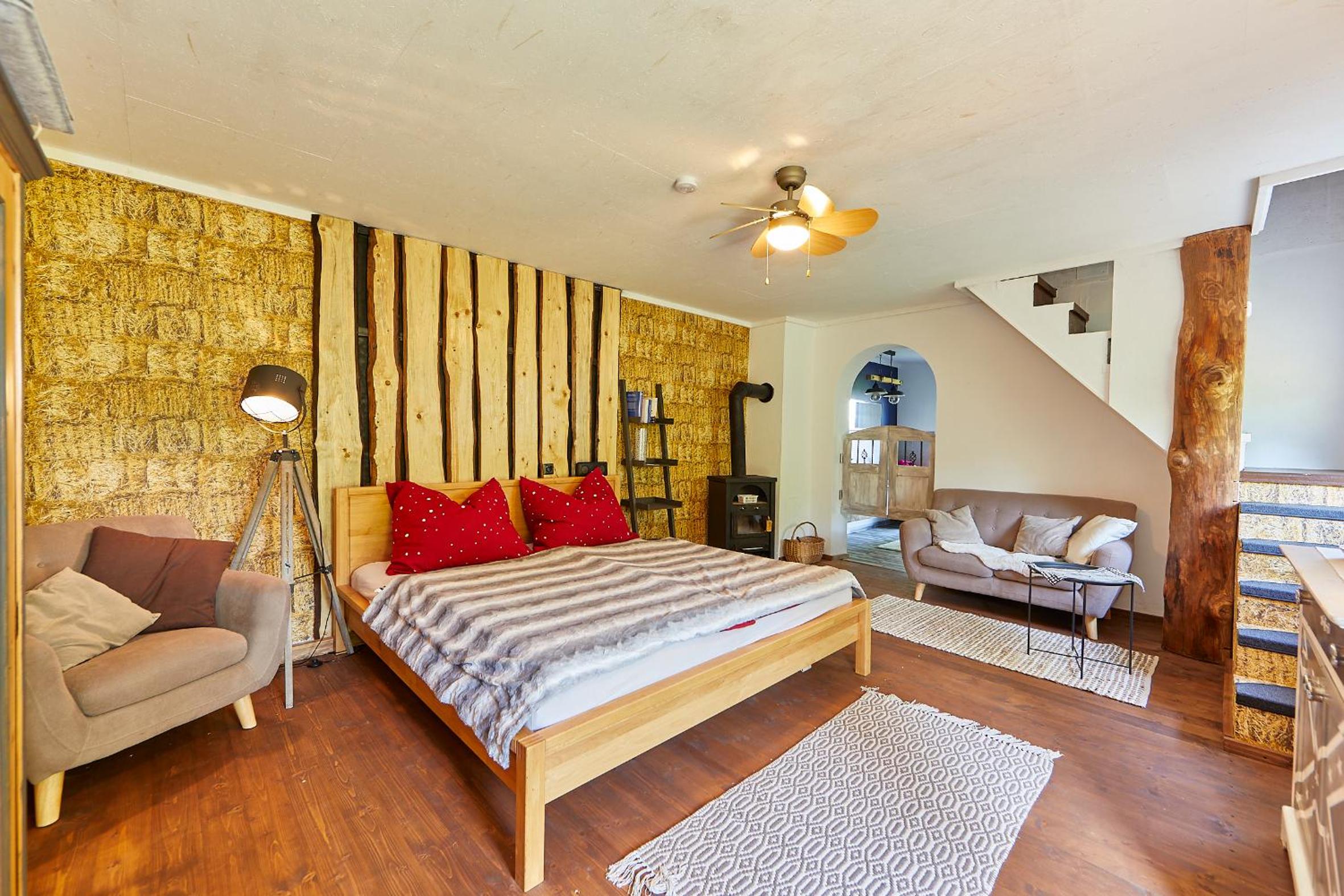Two-Bedroom House photo 2