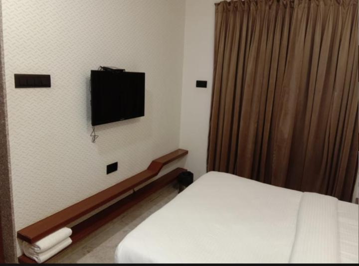 Economy Double Room photo 1