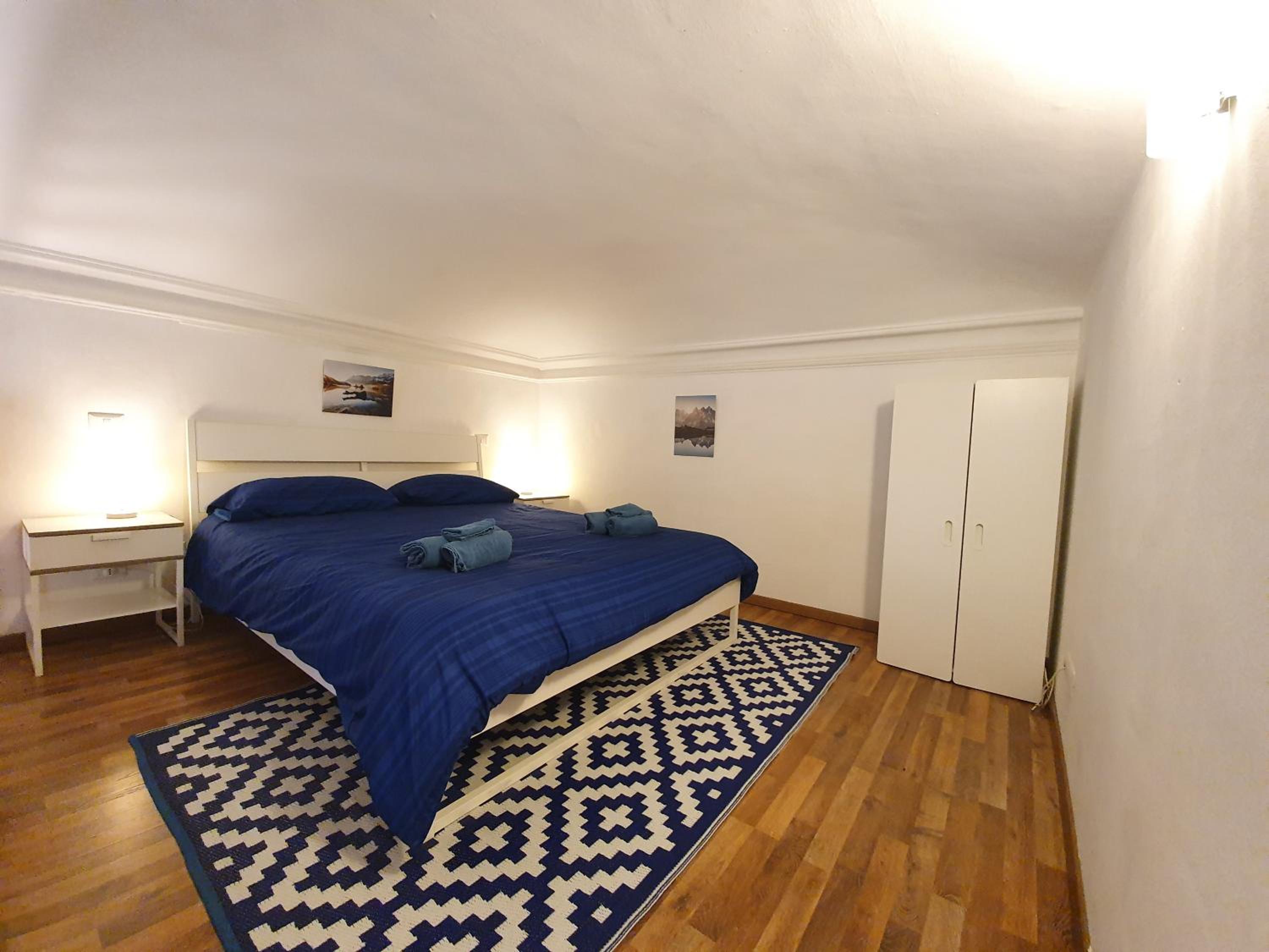 Two-Bedroom Apartment - Photo 11