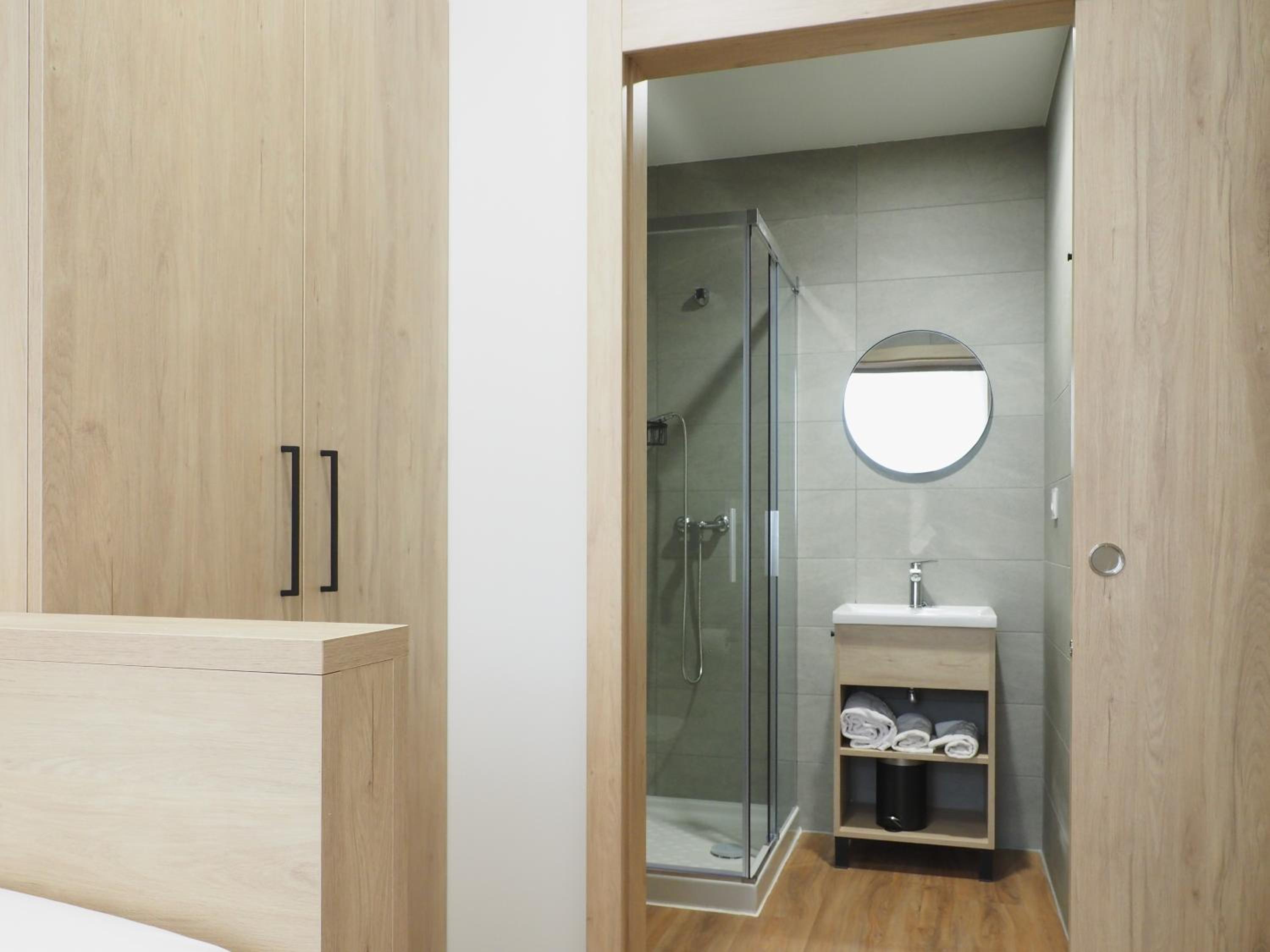 Three-Bedroom Apartment - Photo 7