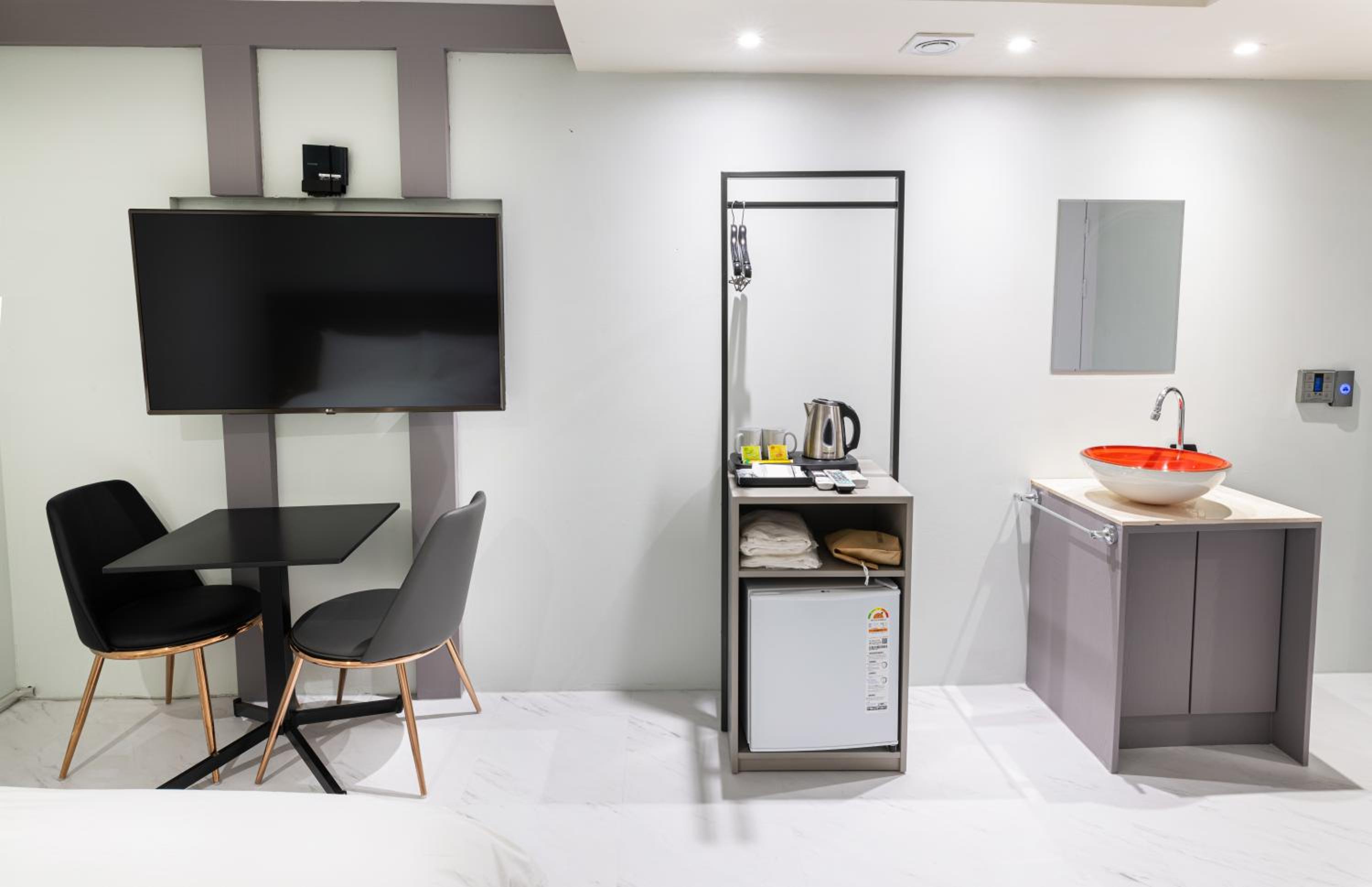 Premier Double Room - Photo 6