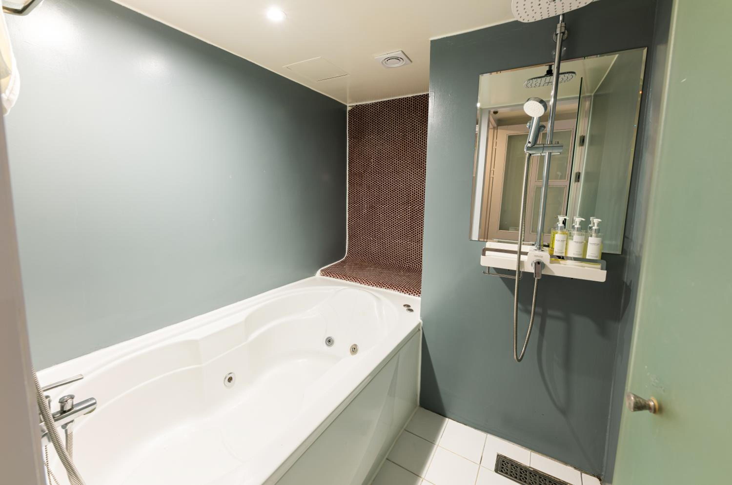 Premier Double Room - Photo 3