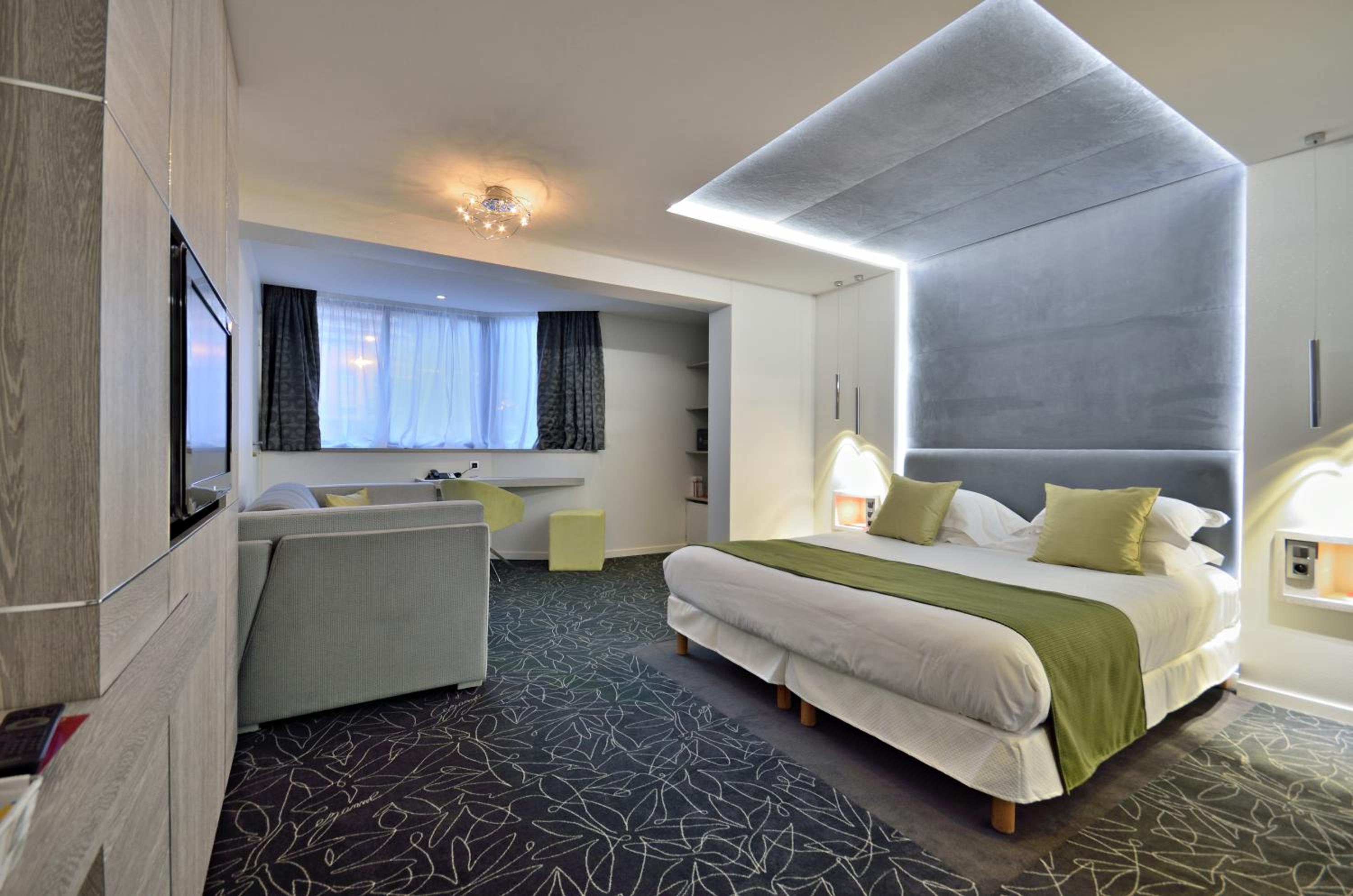 Junior Suite with Garden View - Photo 5