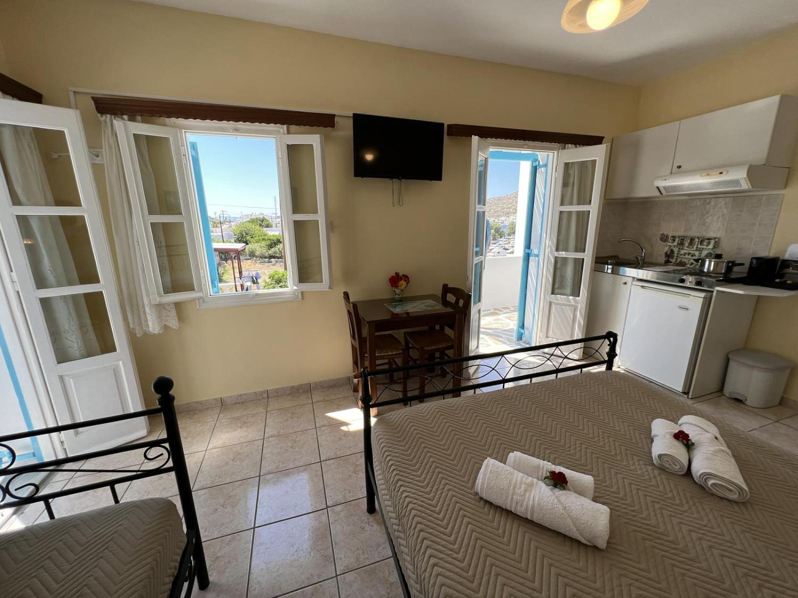 Triple Room - Photo 9