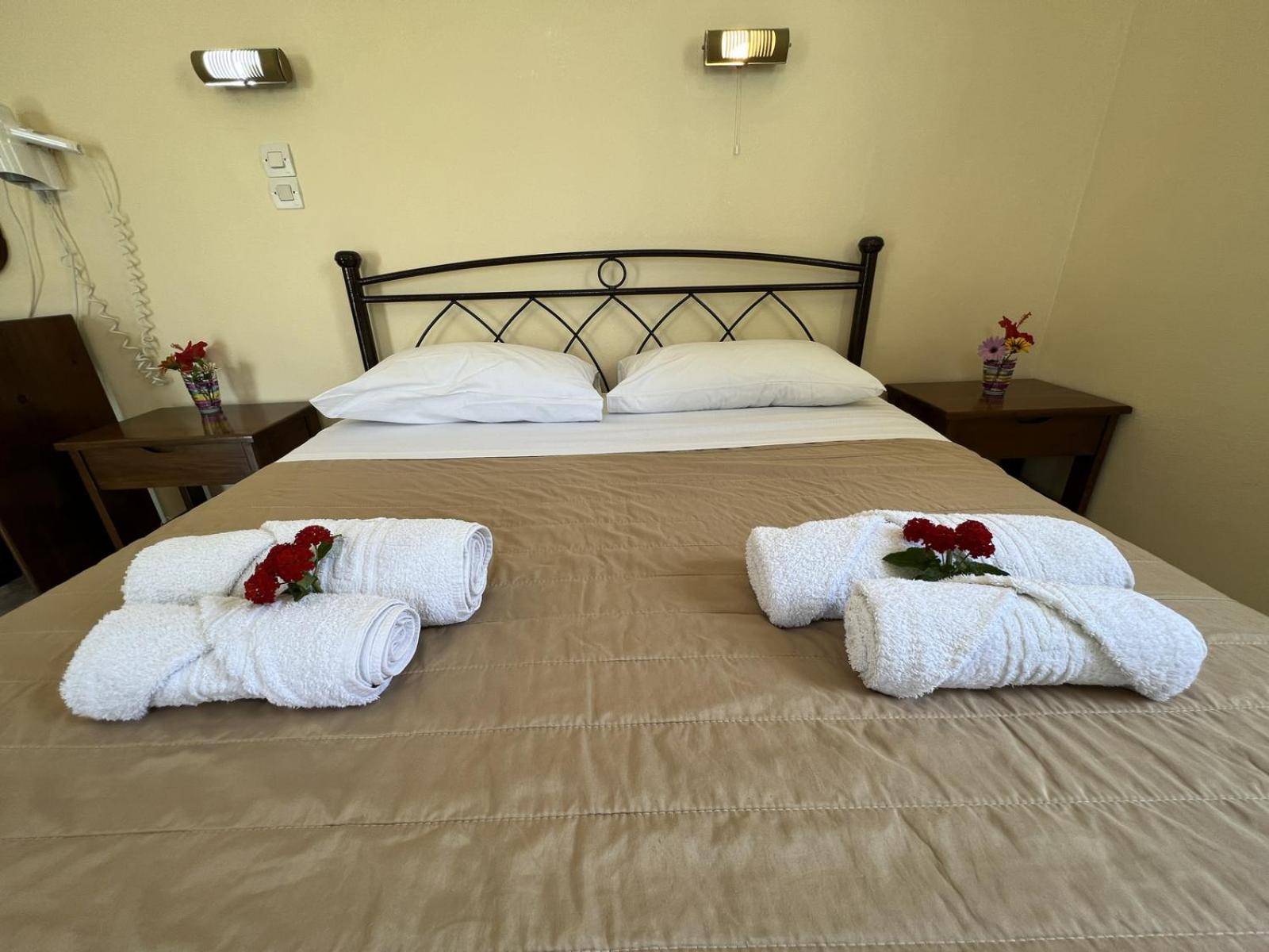 Triple Room - Photo 11