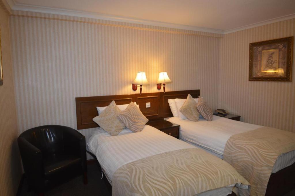 Economy Twin Room - Photo 1